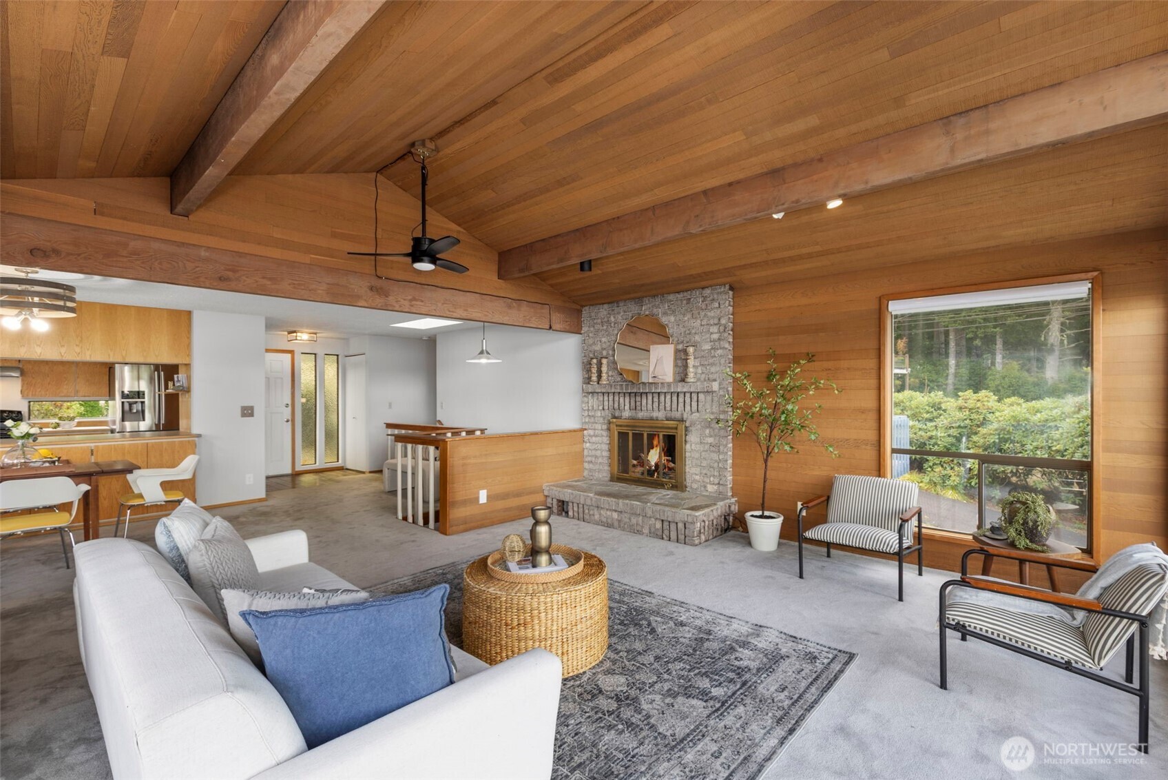 5046 NW Lakeness Road