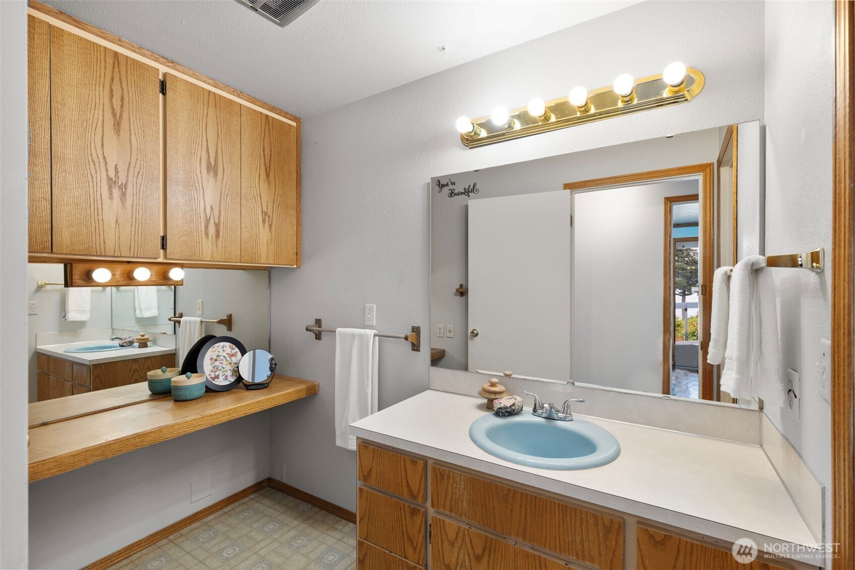 5046 NW Lakeness Road