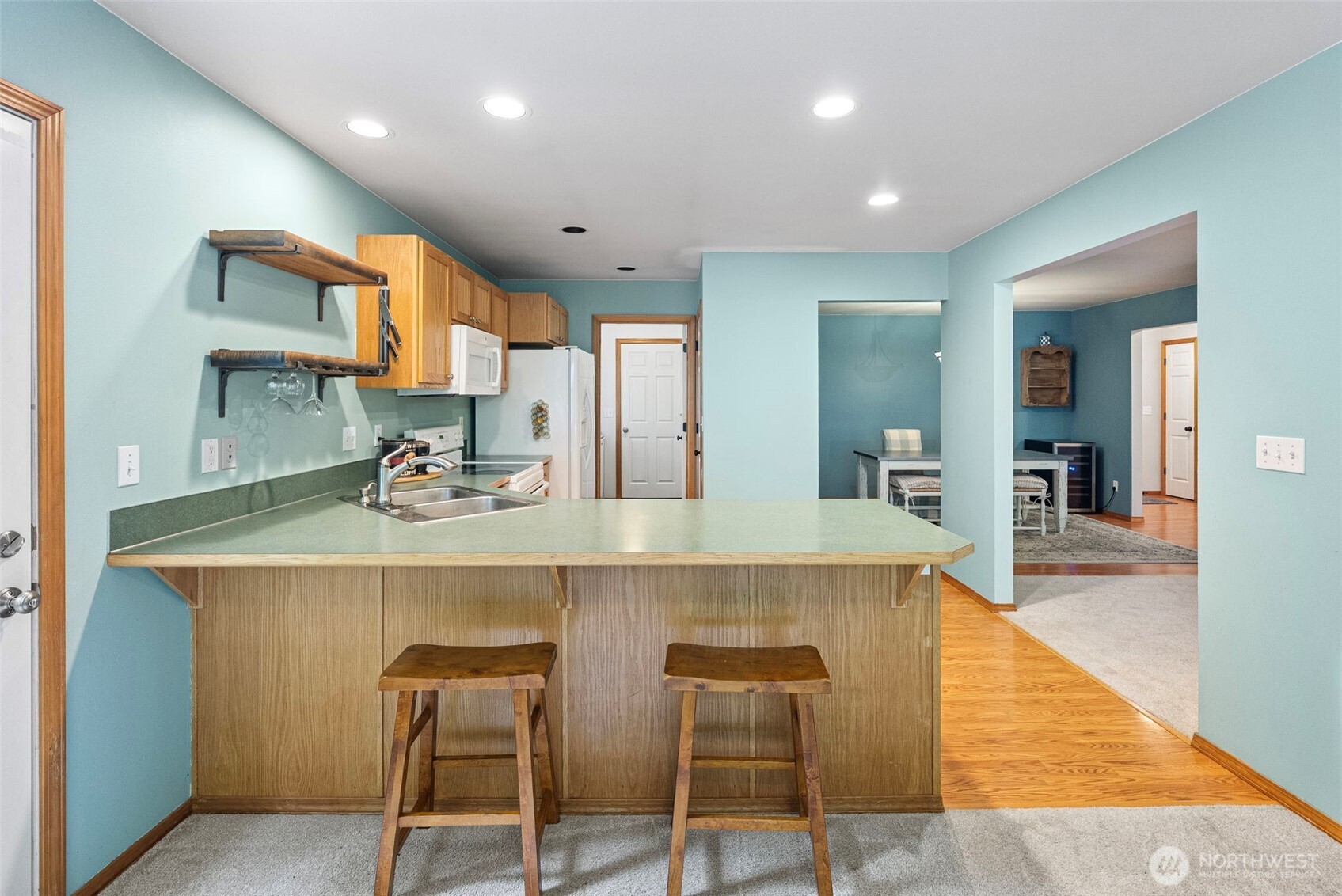 1206 NW Suzanne Court