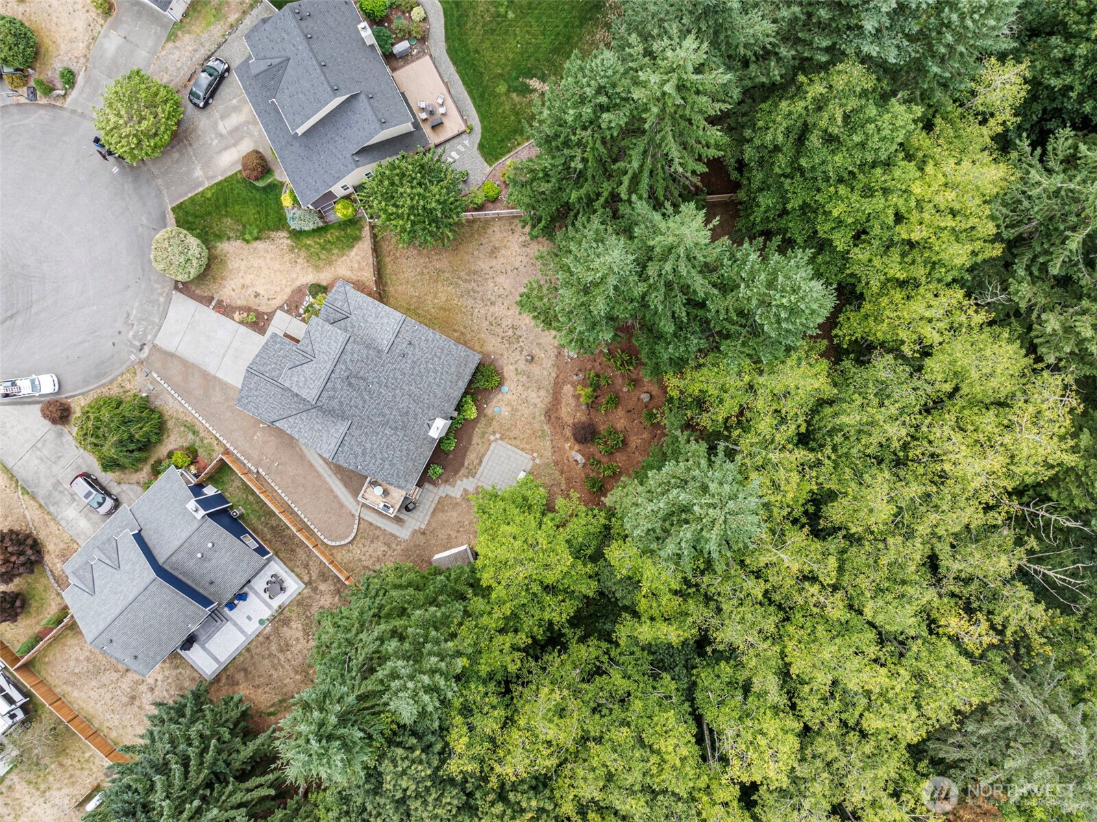 1206 NW Suzanne Court