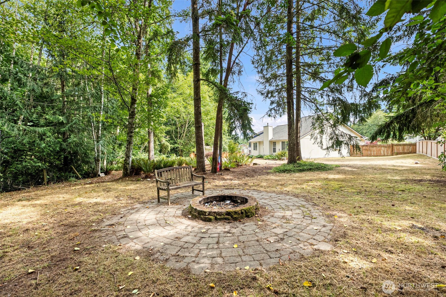 1206 NW Suzanne Court