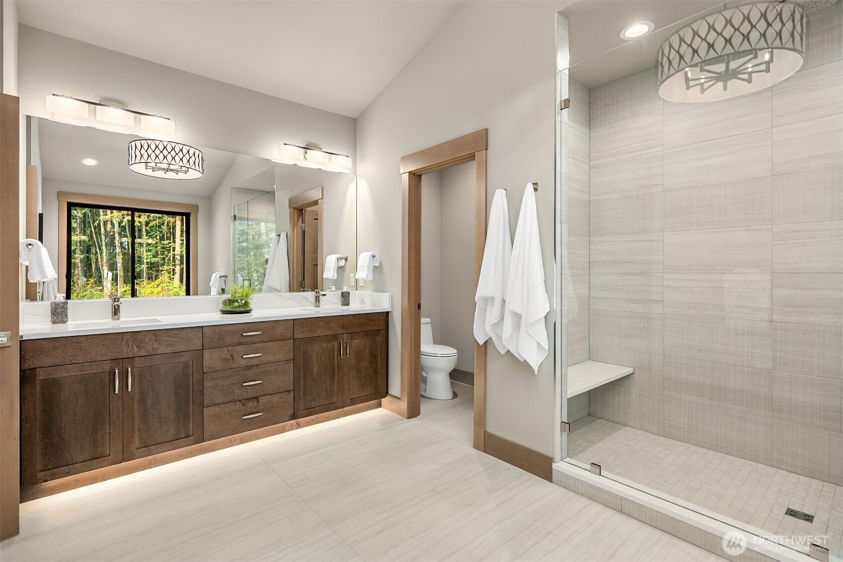 22972 S Kingston Road NE