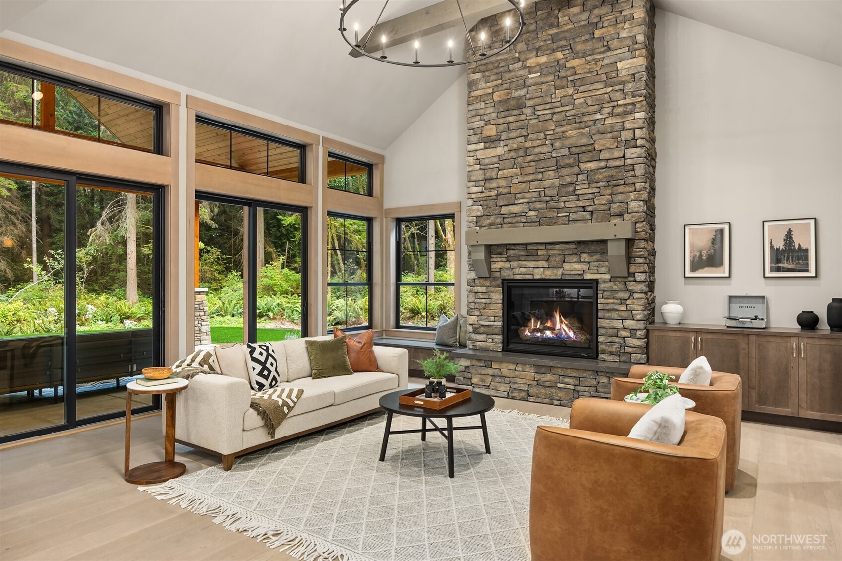 22972 S Kingston Road NE