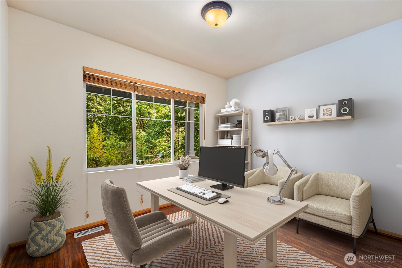 1610 NE Mt Kamela Court