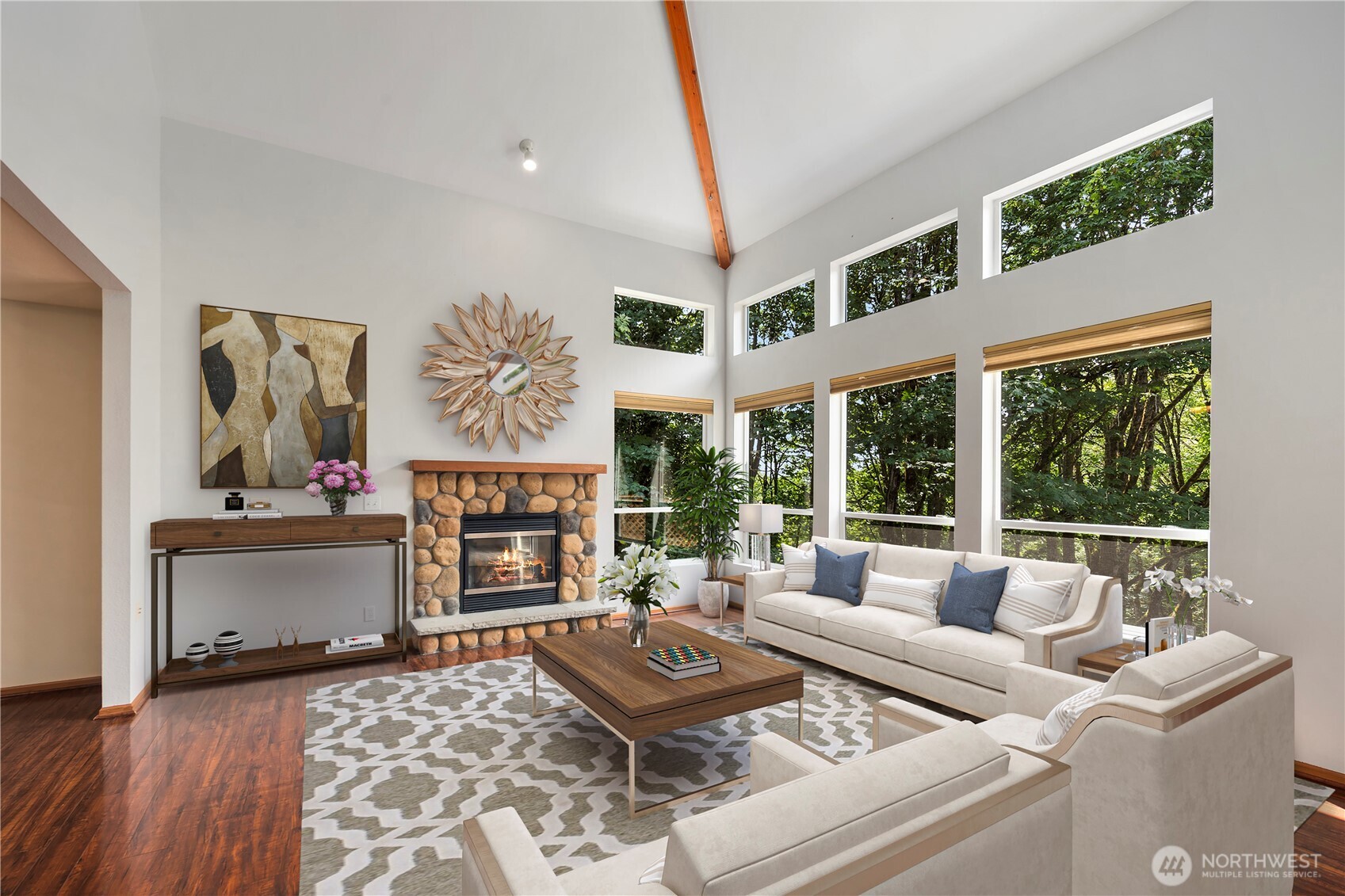 1610 NE Mt Kamela Court