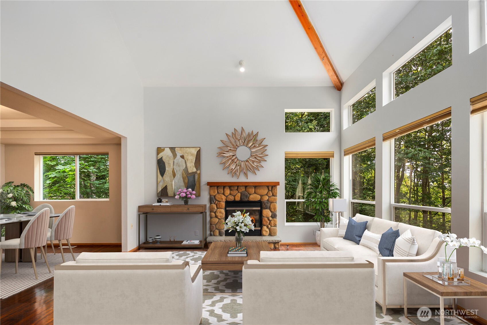 1610 NE Mt Kamela Court