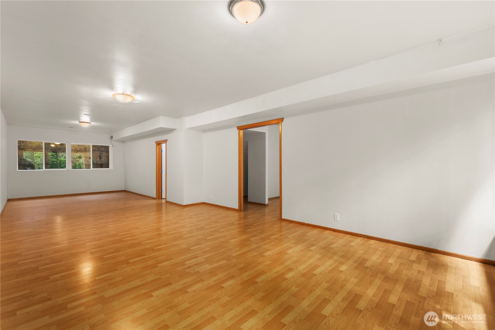 1610 NE Mt Kamela Court