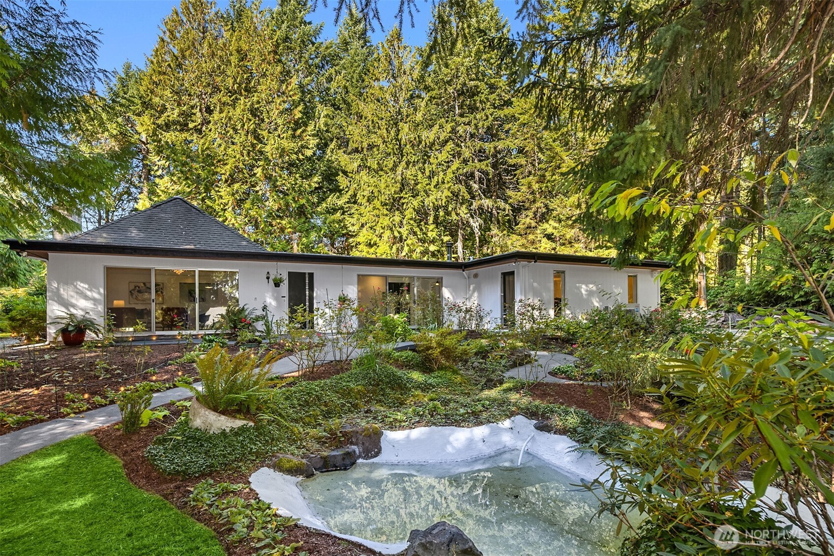 10825 Brownsville Highway NE