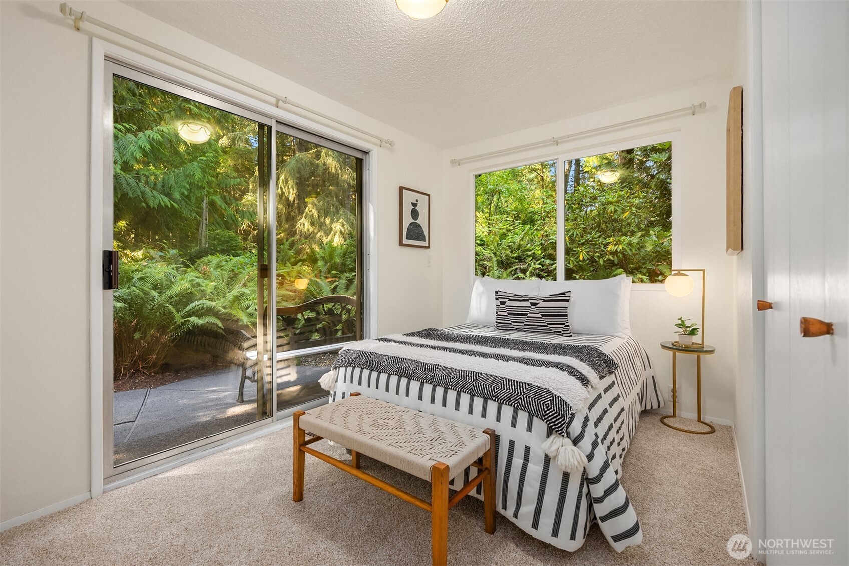 10825 Brownsville Highway NE