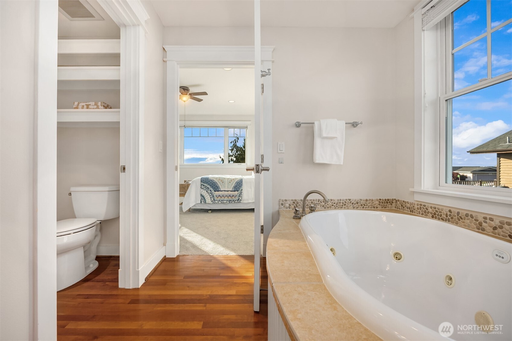 37918 Vista Key Drive NE