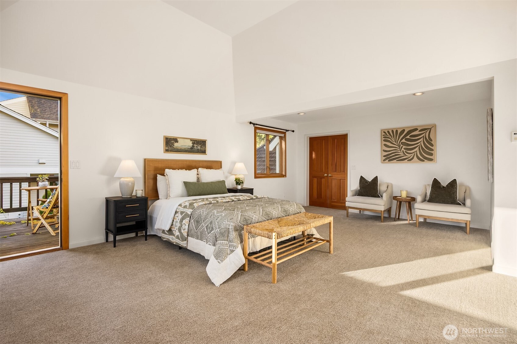 1245 High School Road NE