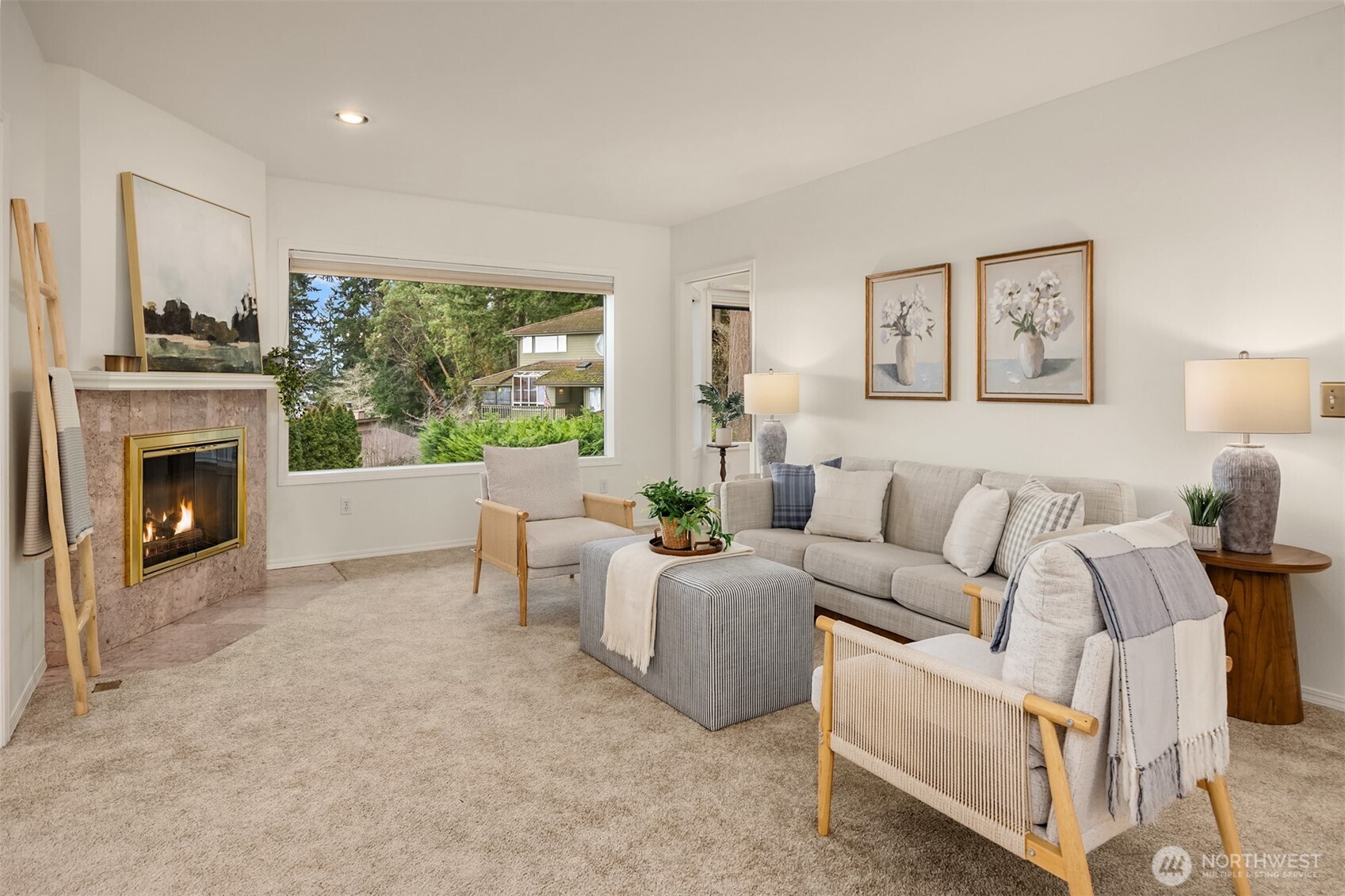 15985 Lindsey Lane NE