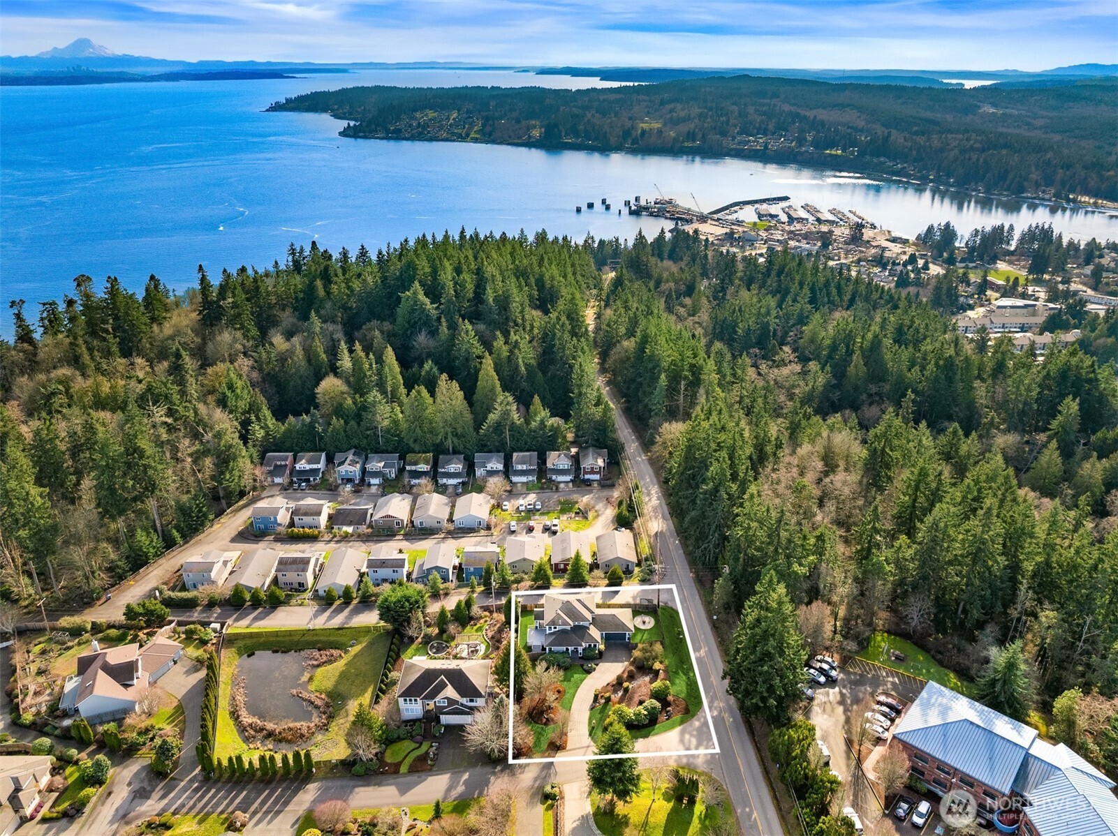 11572 NE Skyward Loop