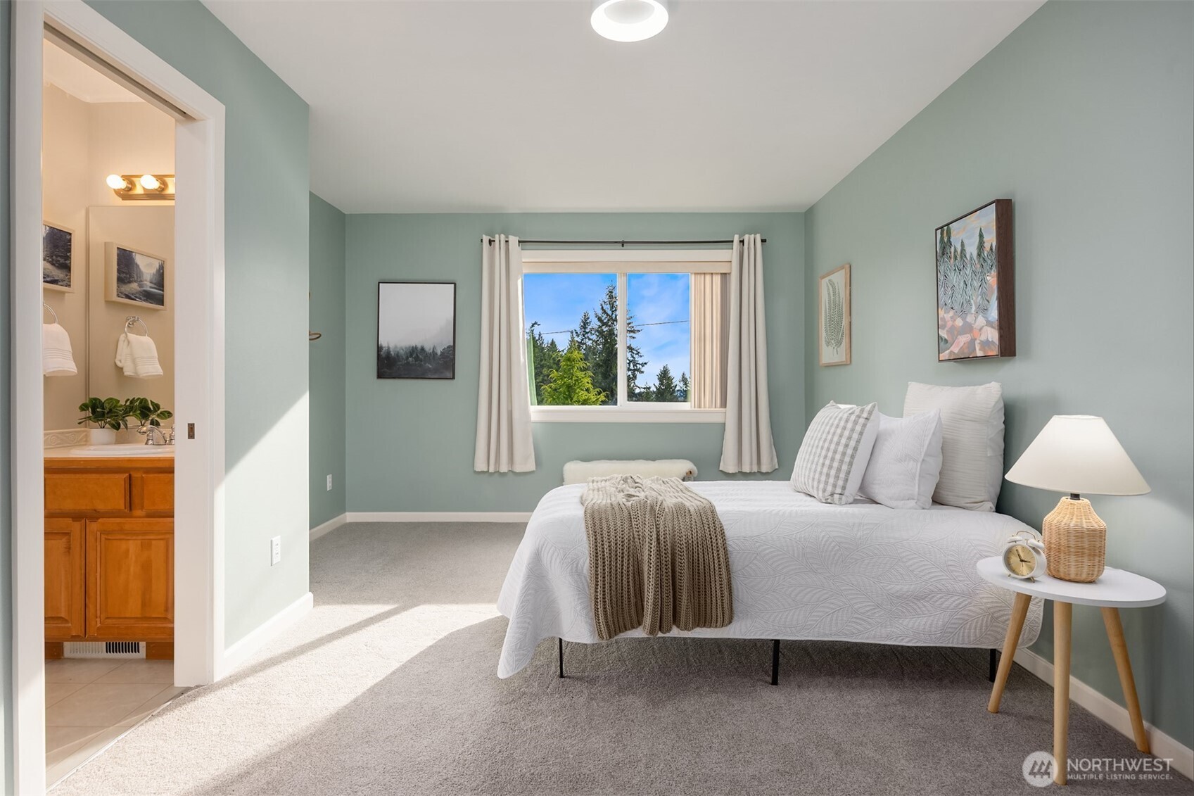 11572 NE Skyward Loop