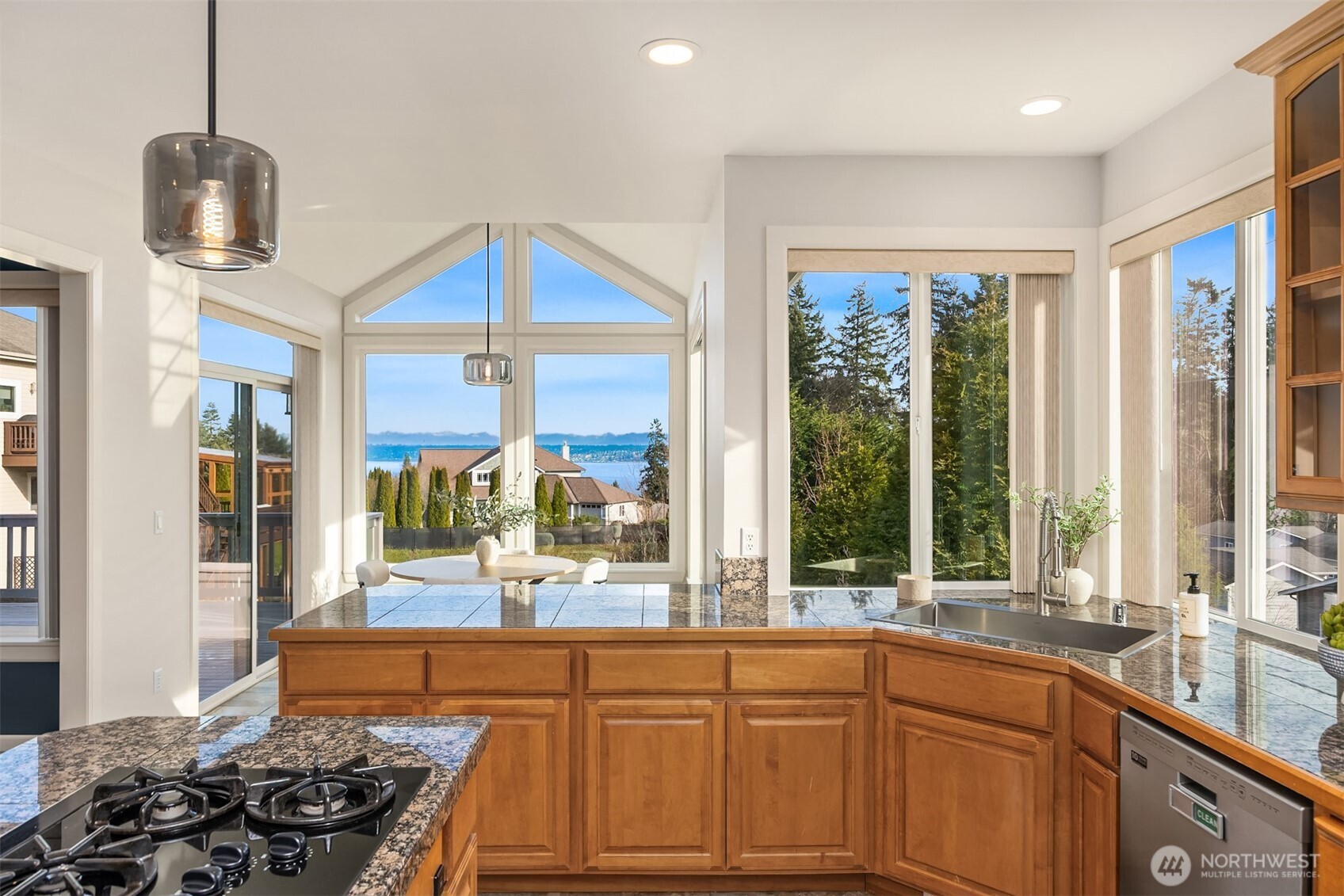 11572 NE Skyward Loop