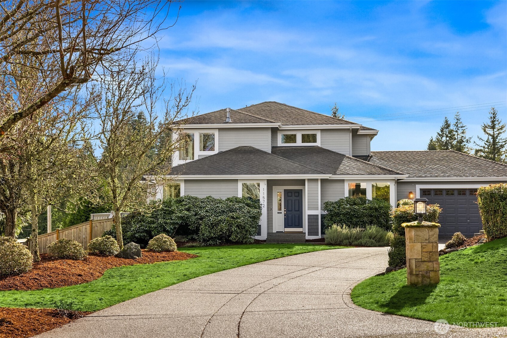 11572 NE Skyward Loop