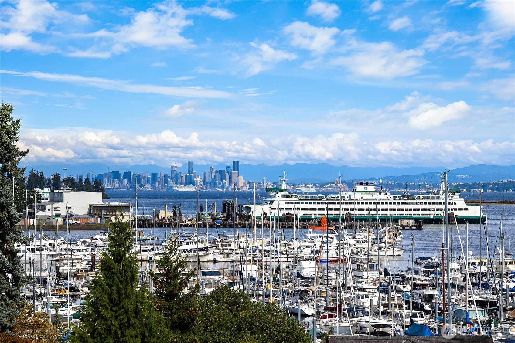 300 High School Road NE Unit: 419