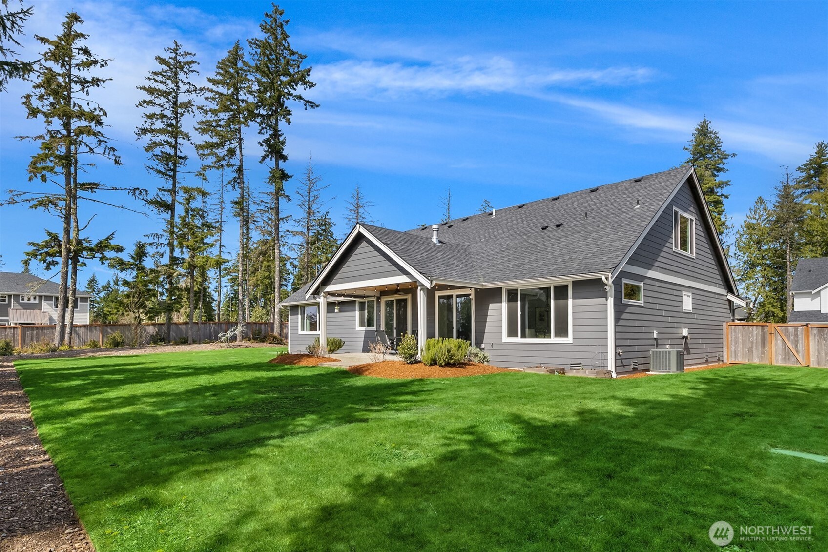 5597 NW Muddy Paws Court