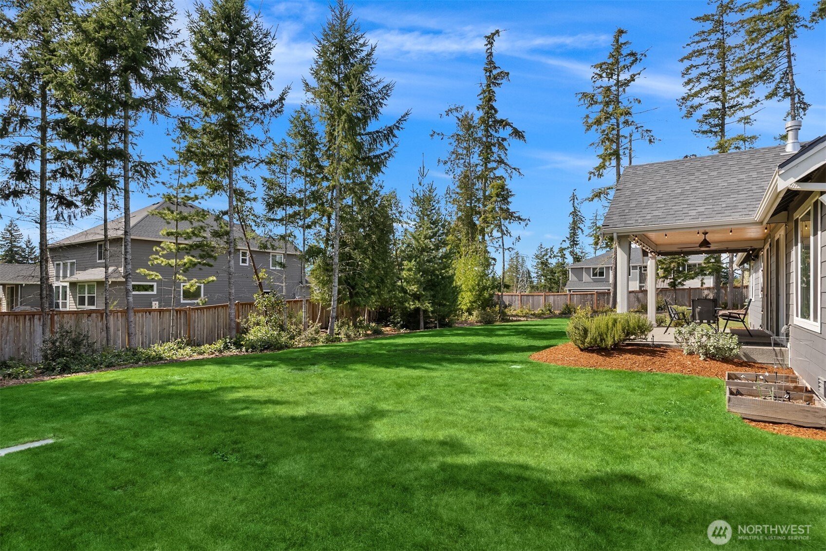 5597 NW Muddy Paws Court