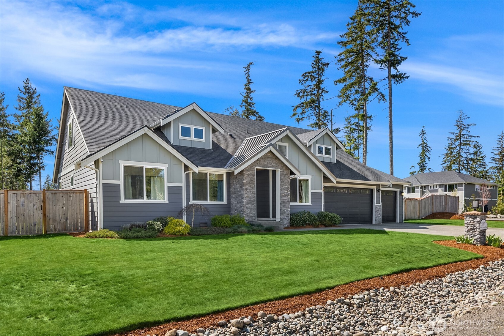 5597 NW Muddy Paws Court