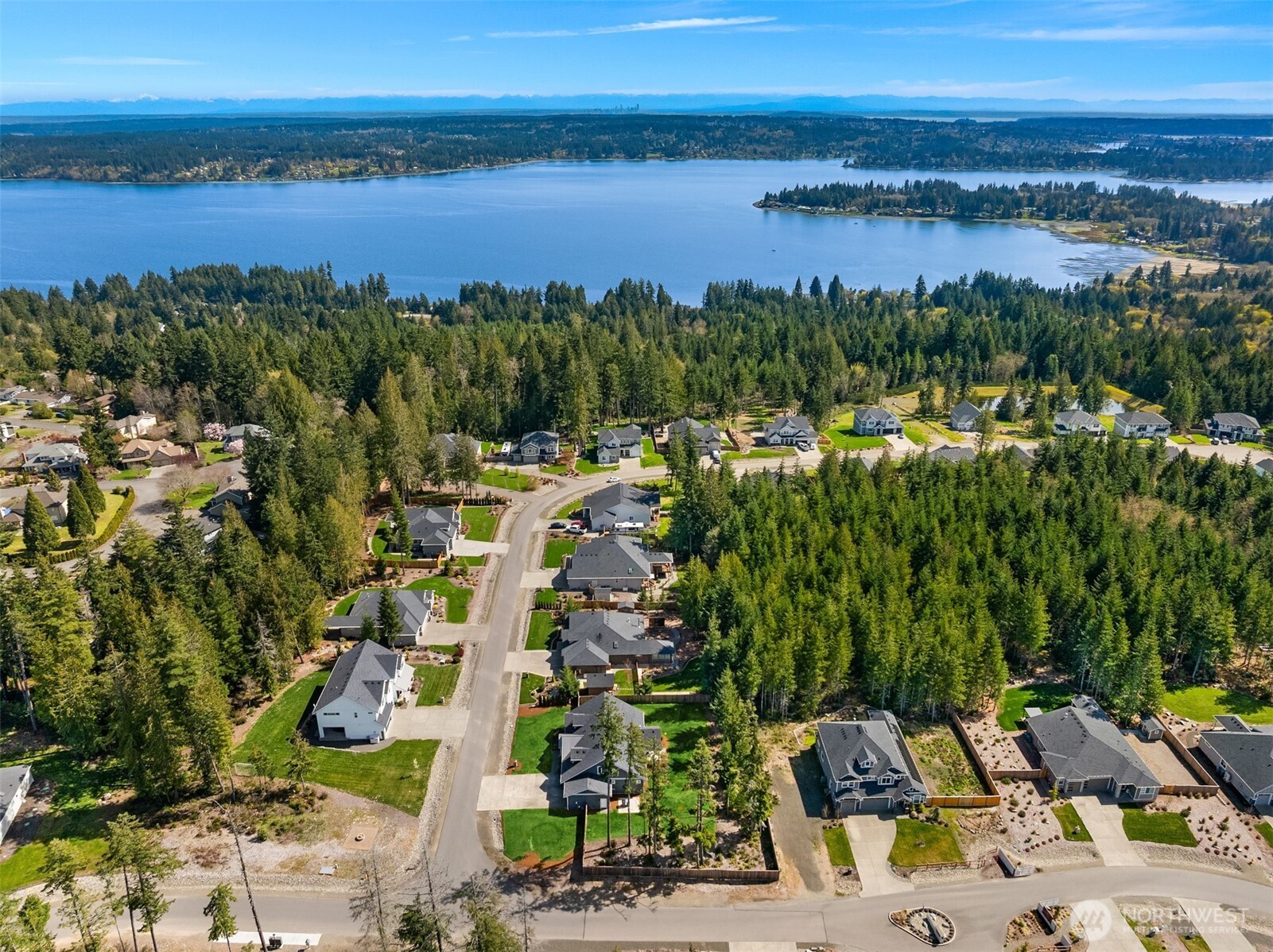 5597 NW Muddy Paws Court