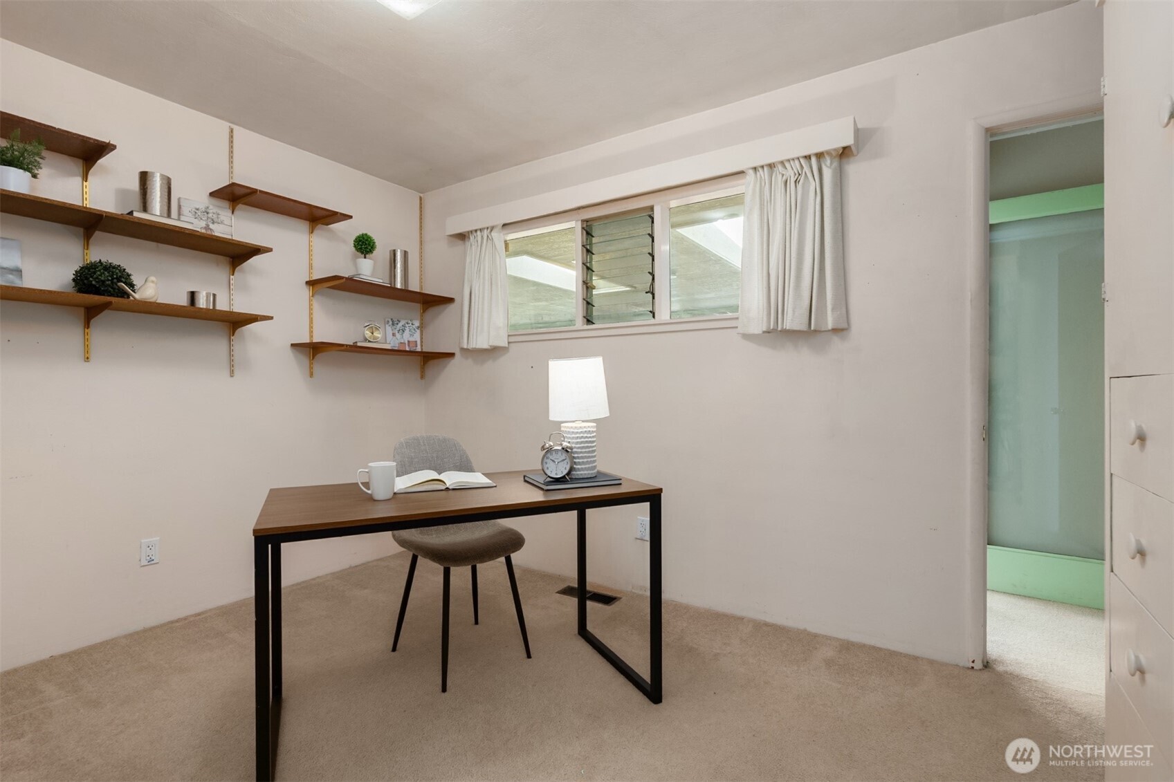 1322 Ivy Road