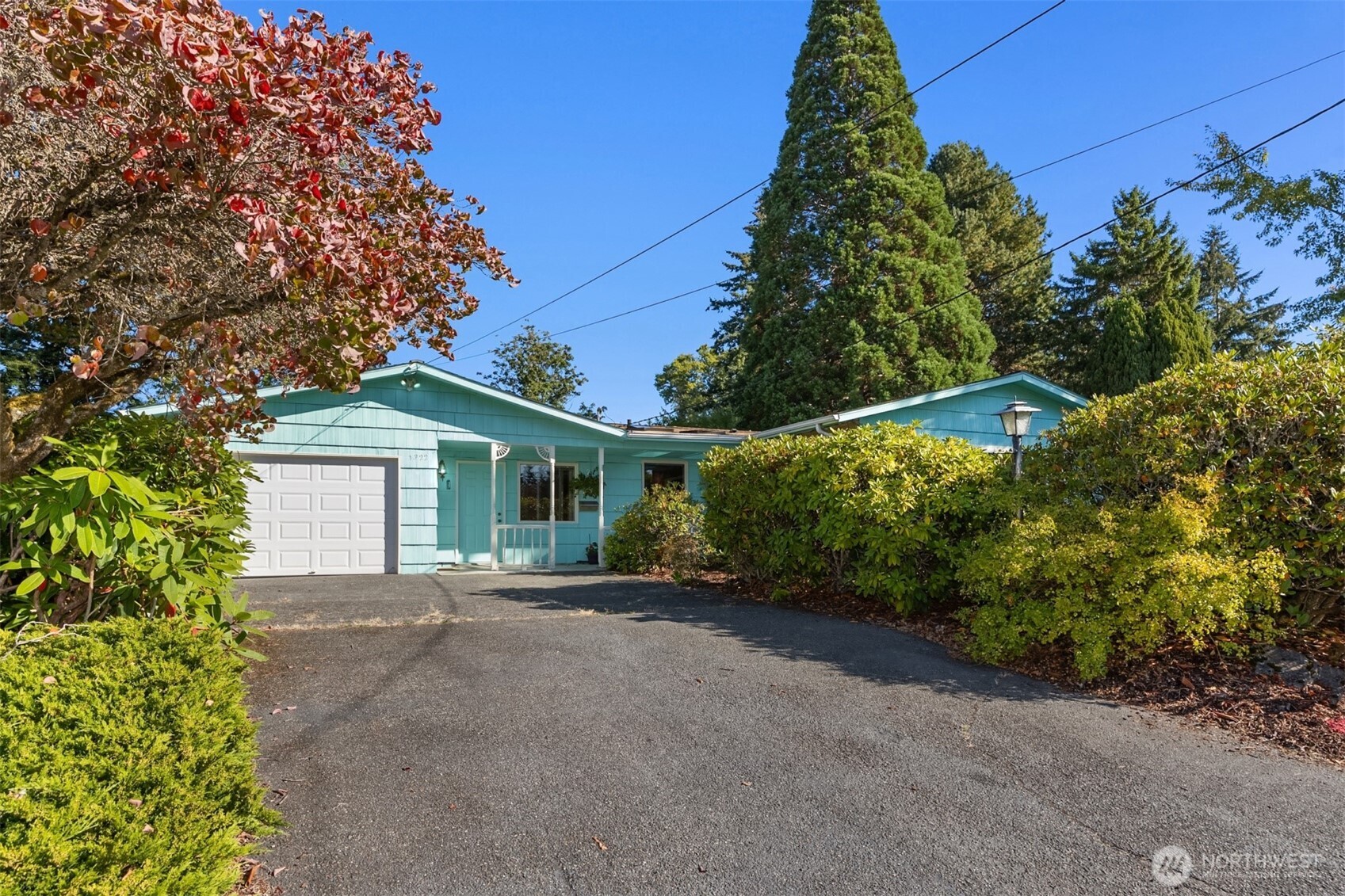 1322 Ivy Road
