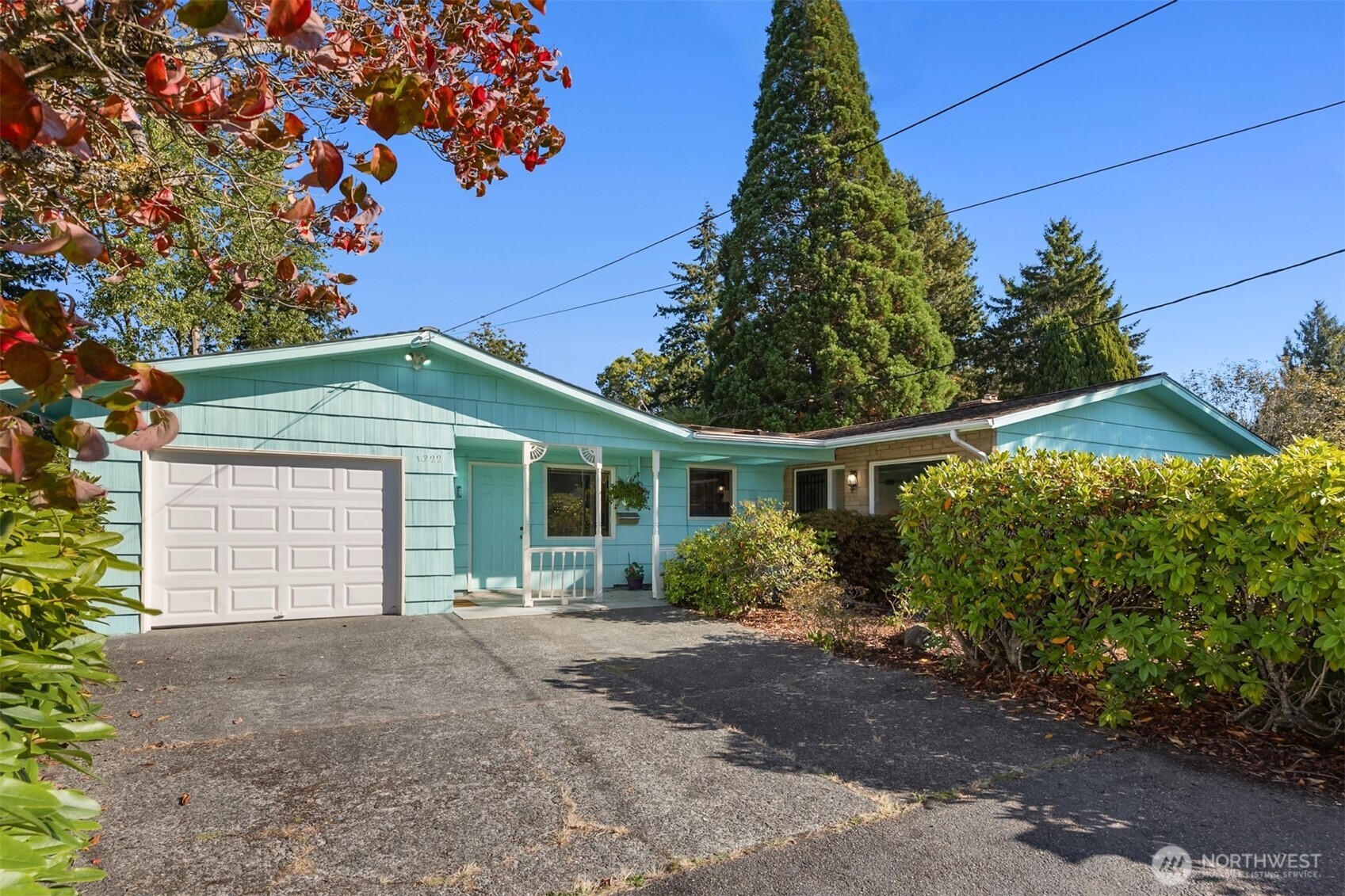 1322 Ivy Road