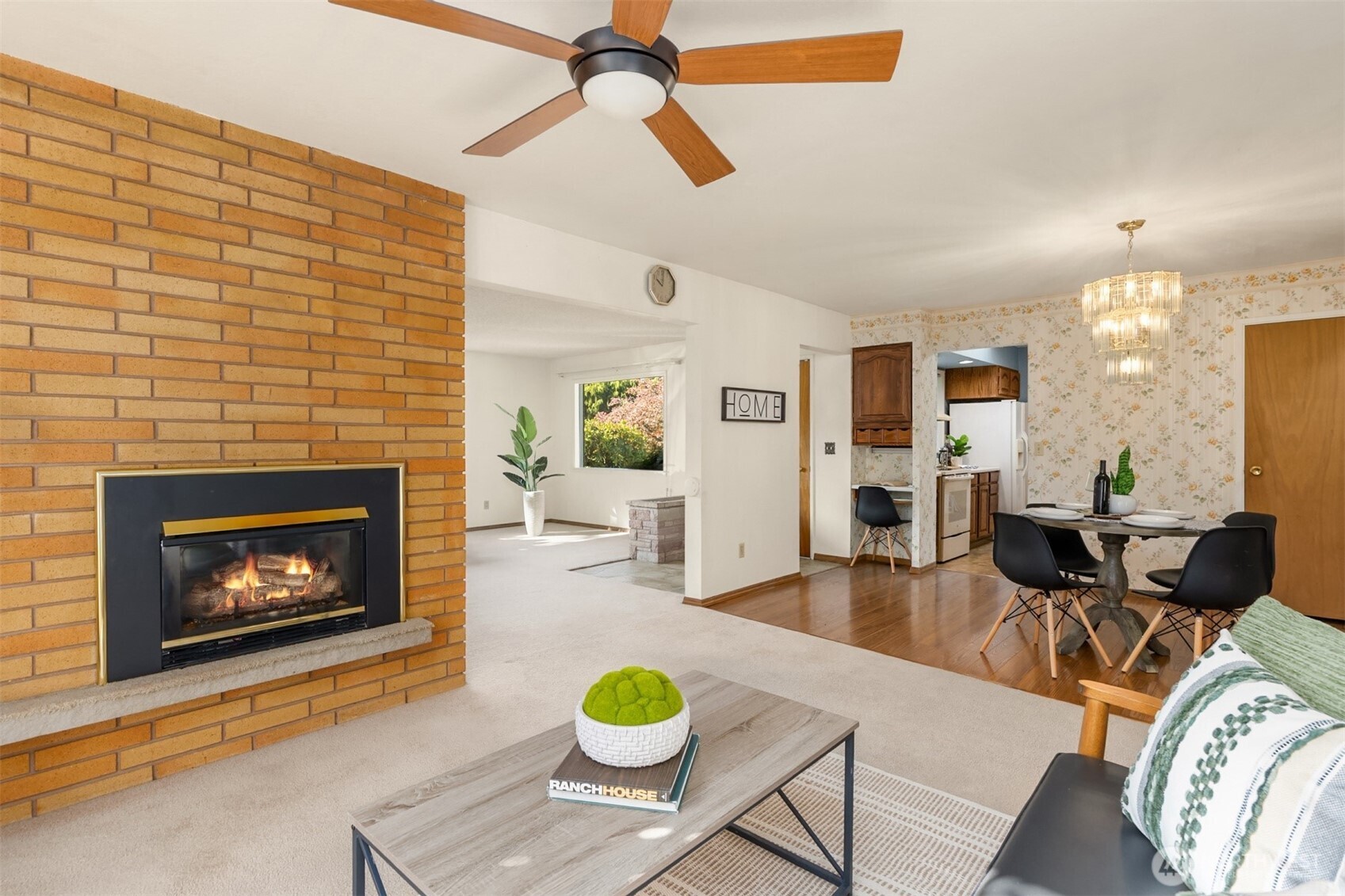 1322 Ivy Road