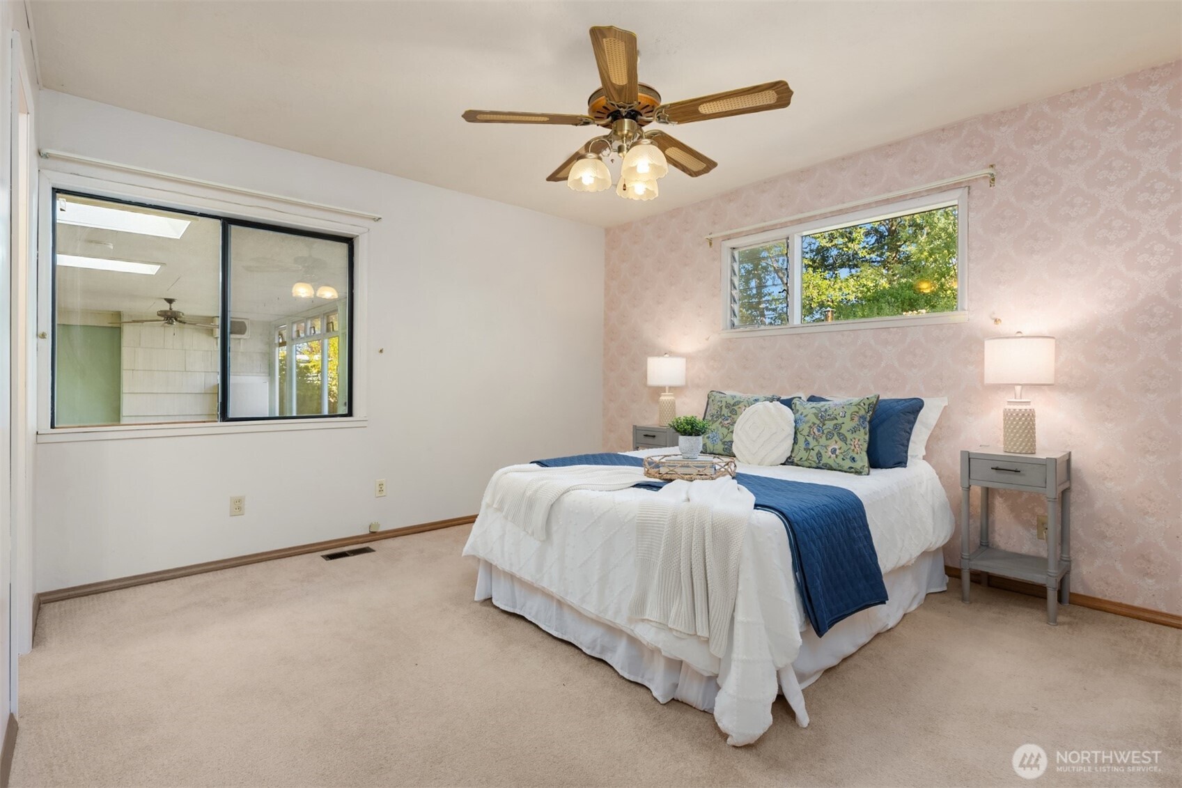 1322 Ivy Road