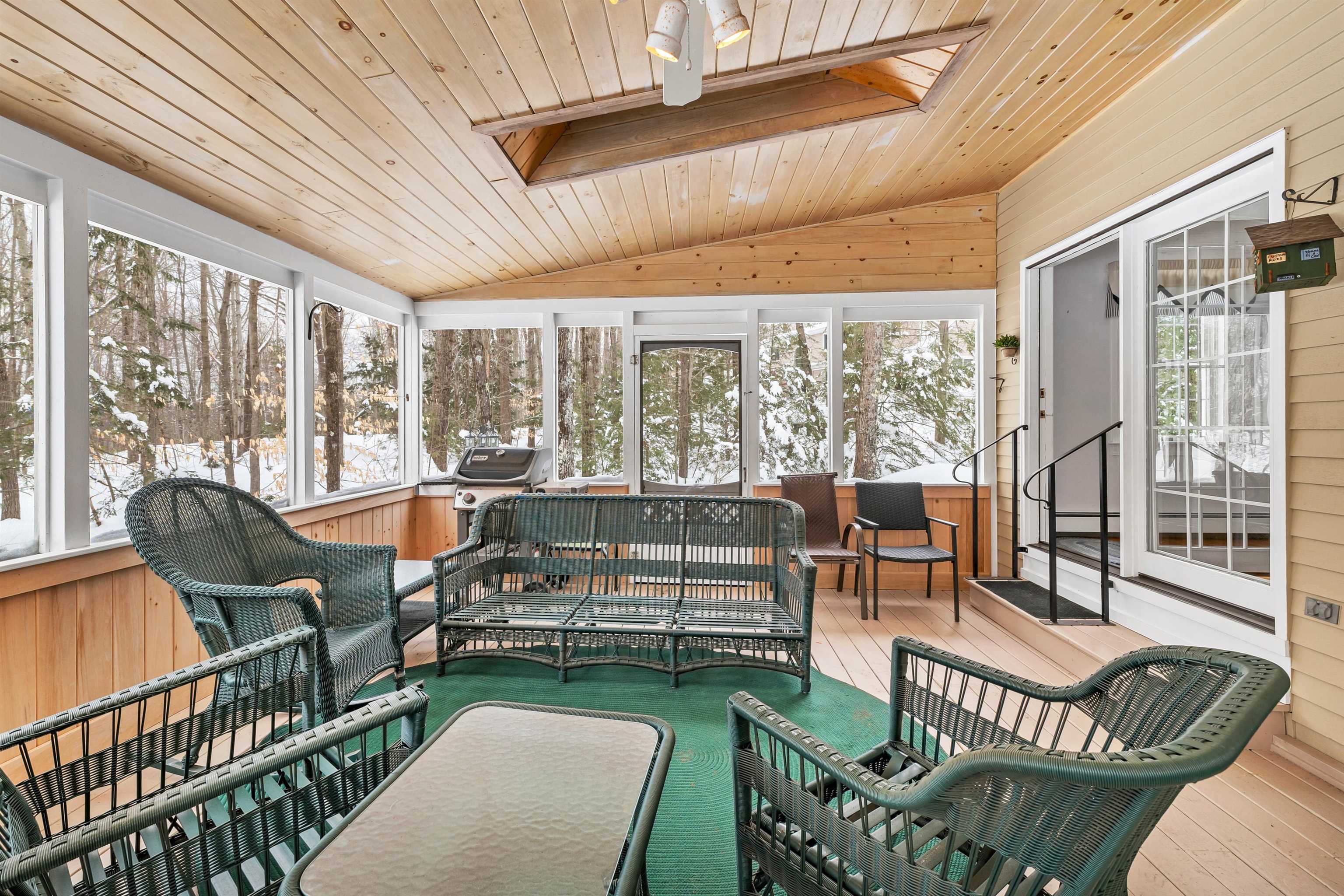 345 Forest Road