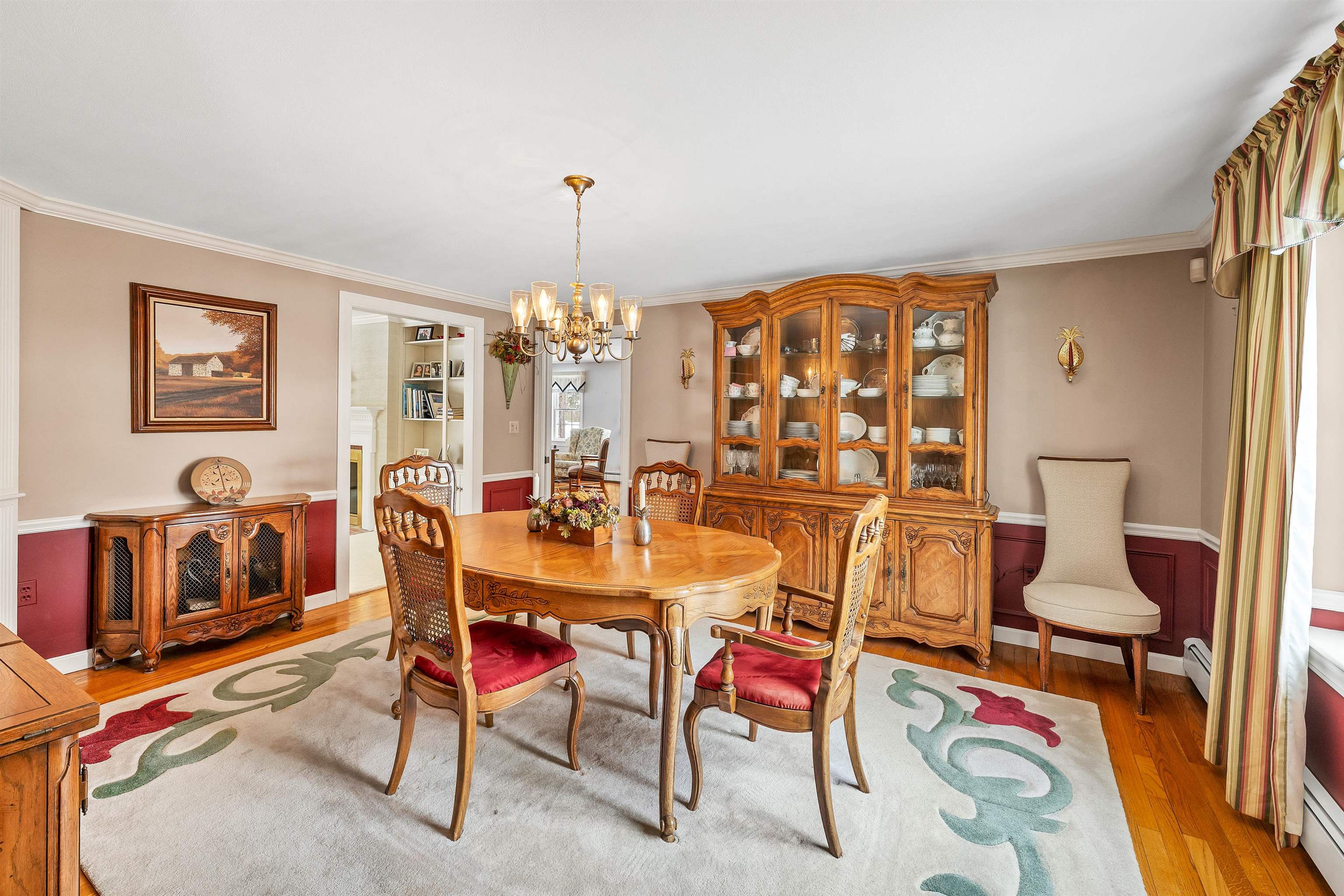 345 Forest Road