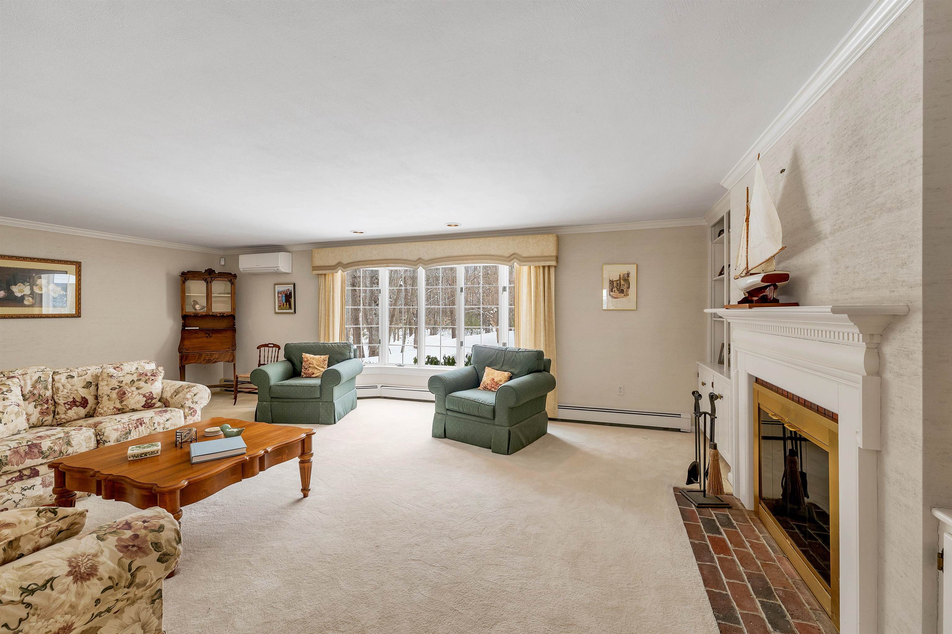 345 Forest Road