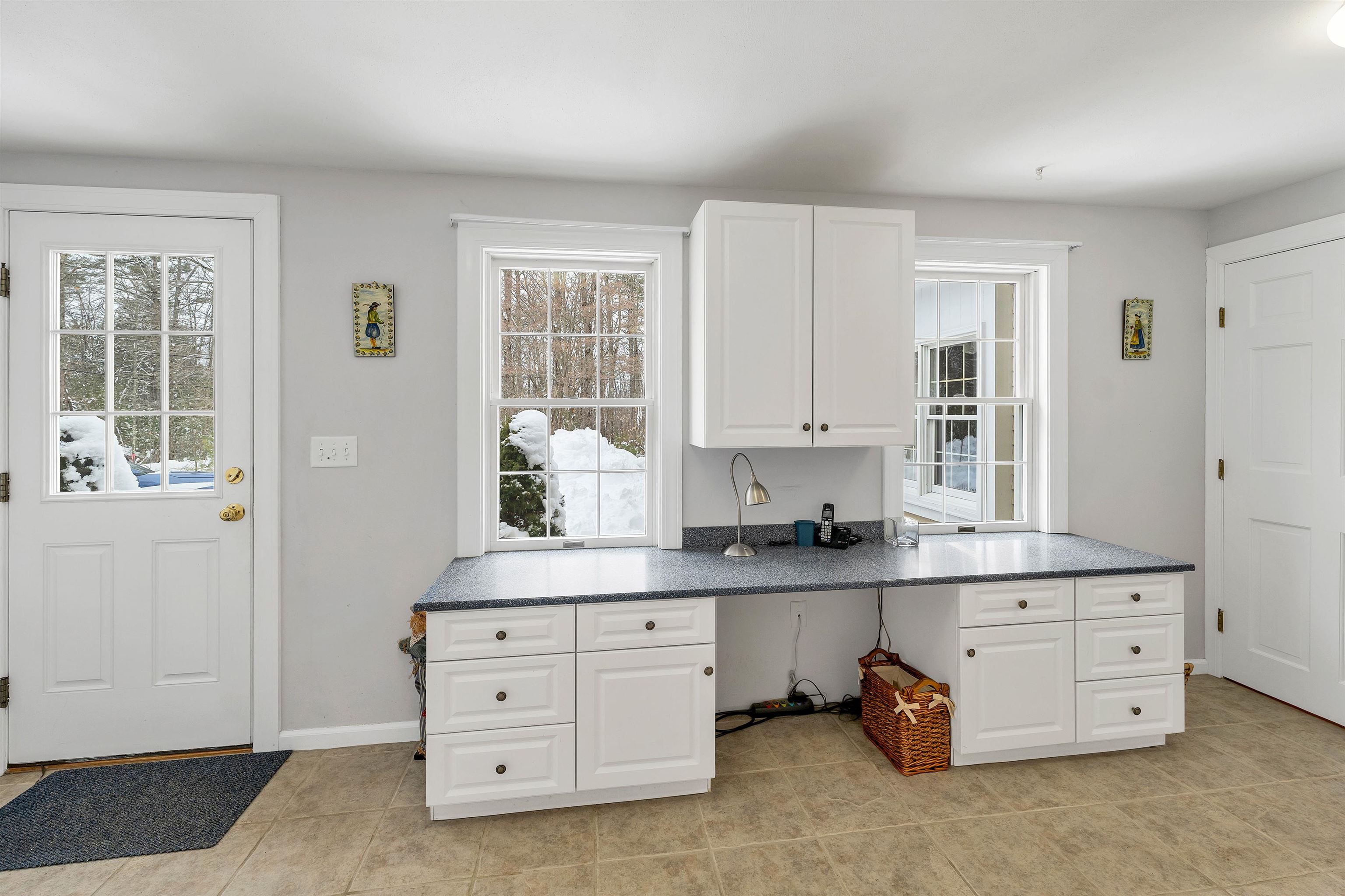 345 Forest Road