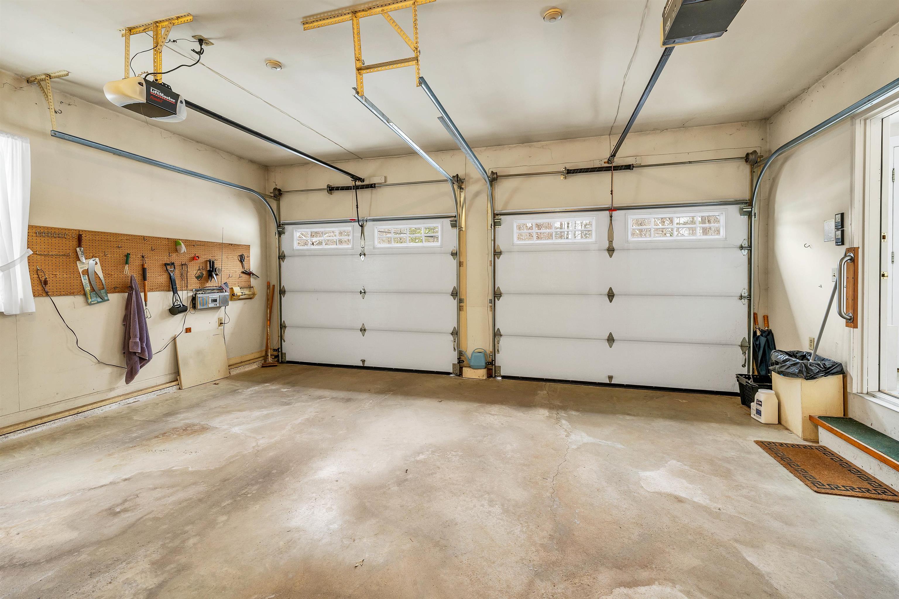 345 Forest Road