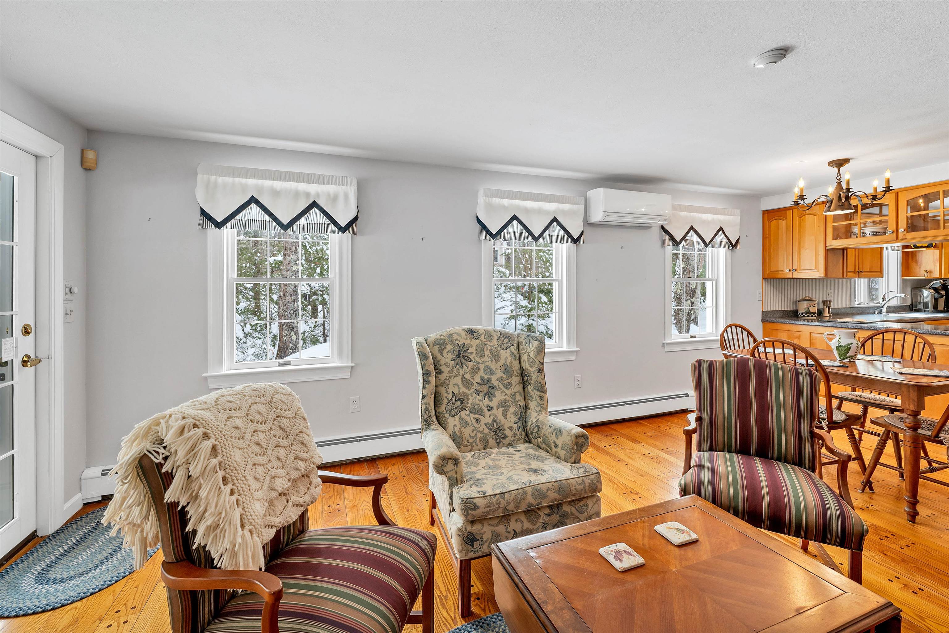 345 Forest Road