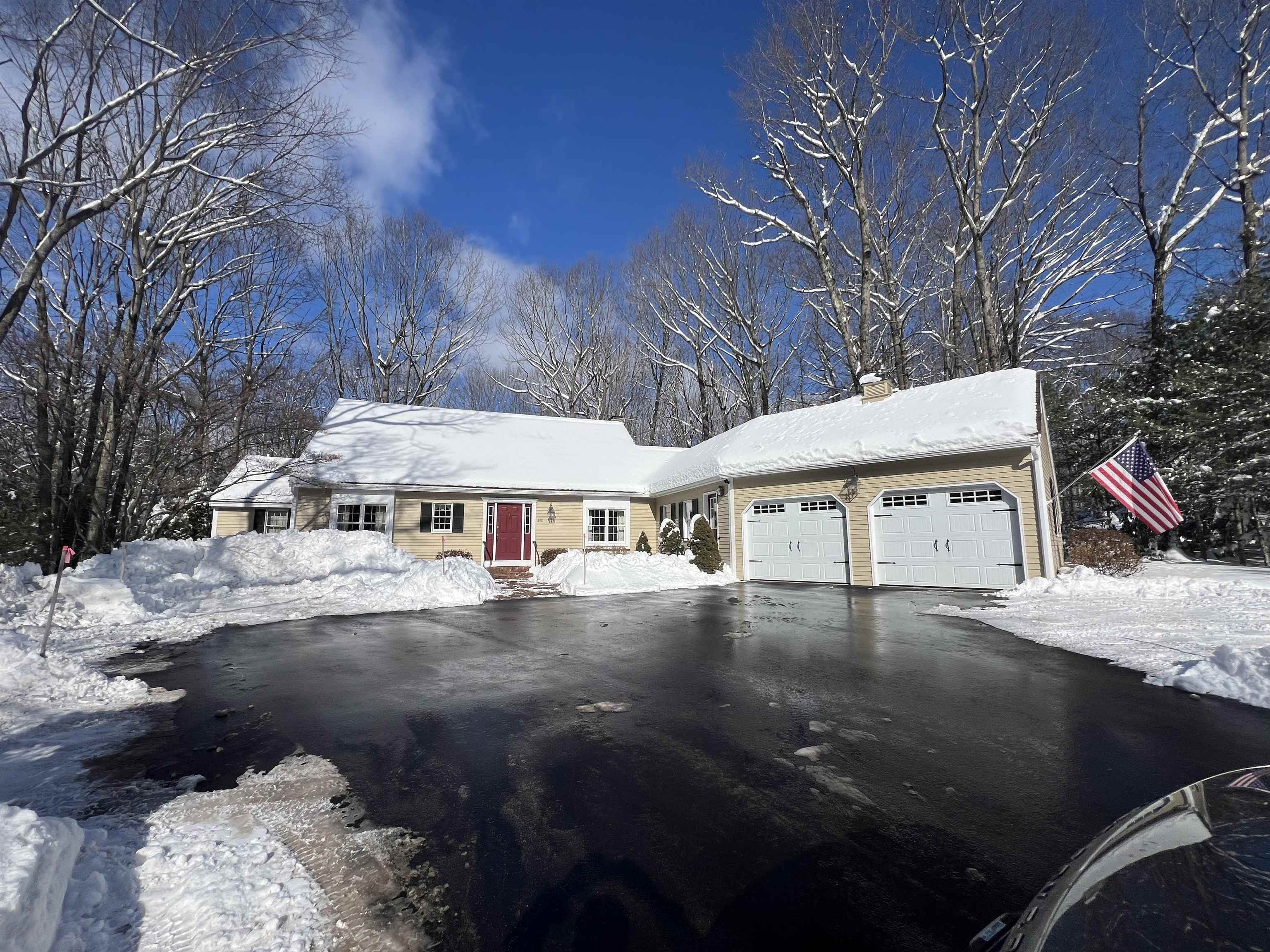 345 Forest Road