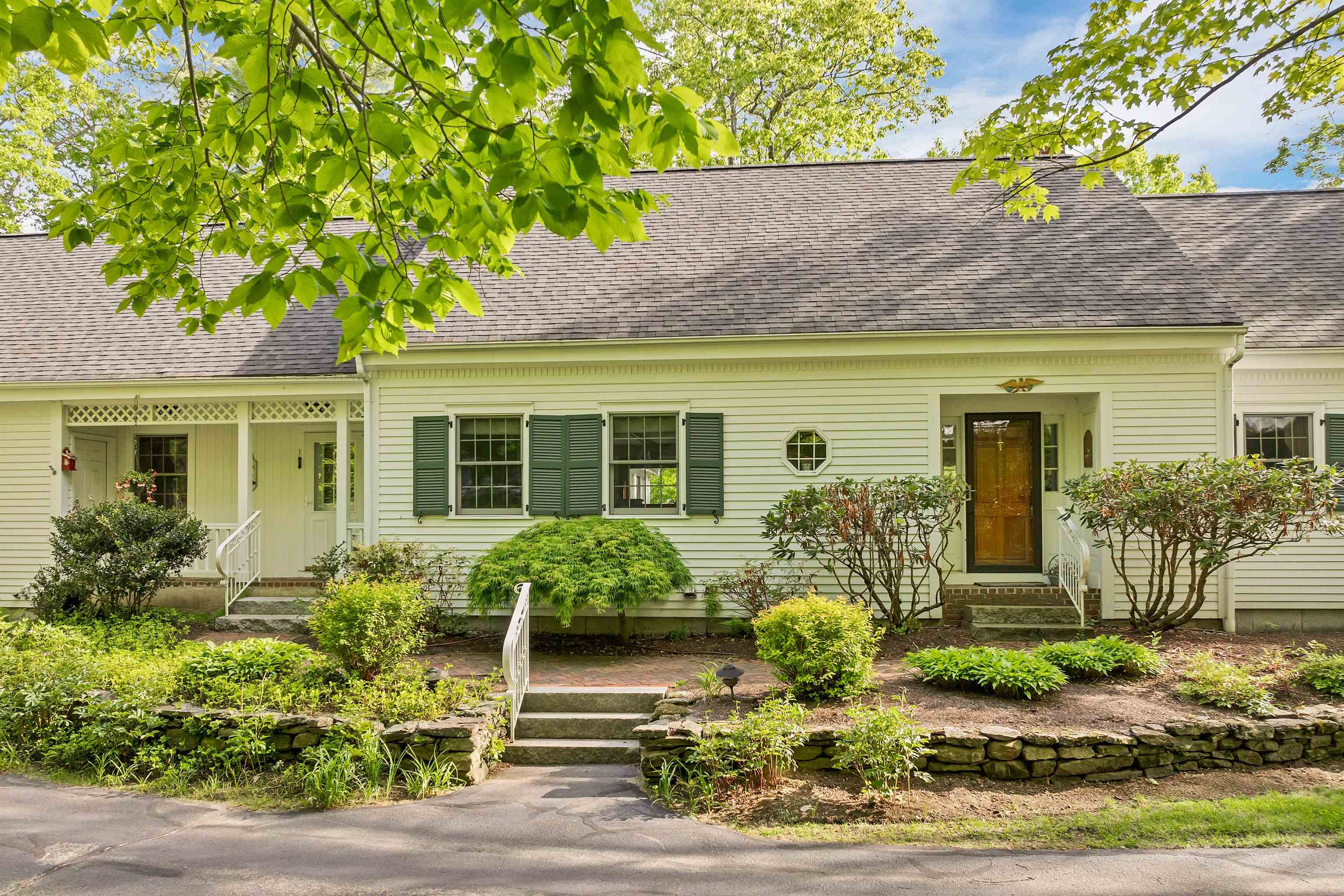 14 Spring Hill Road