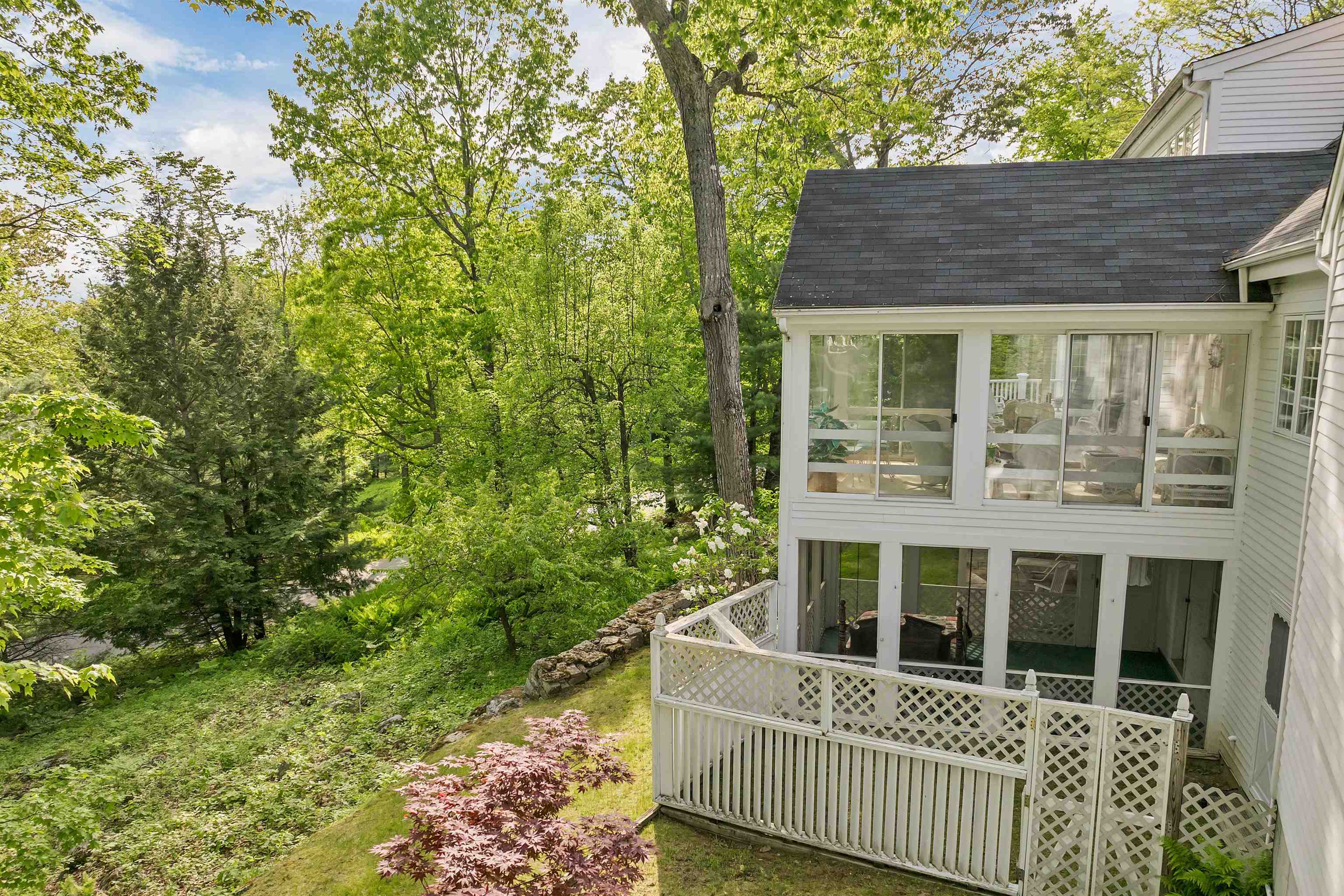 14 Spring Hill Road