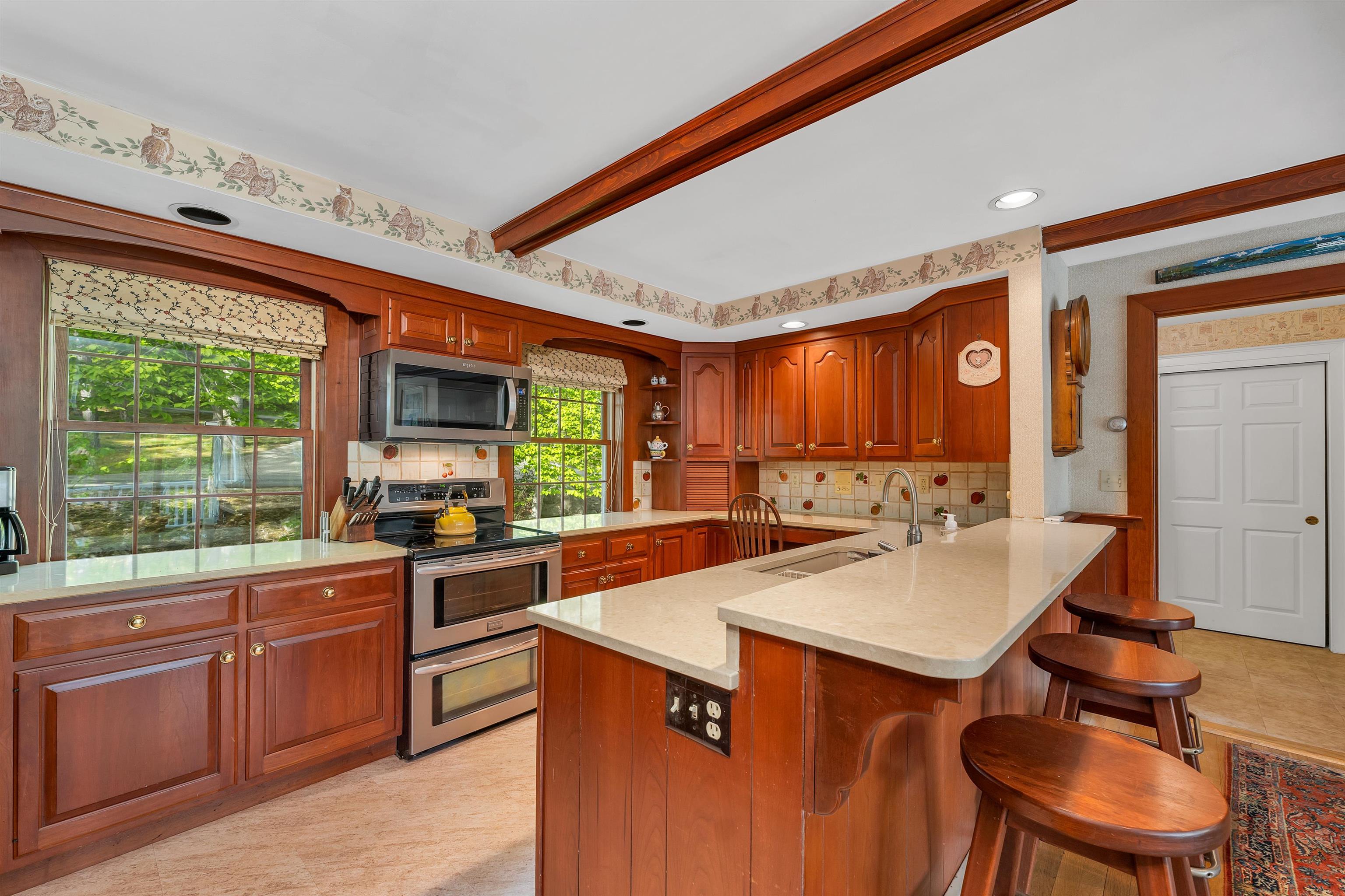 14 Spring Hill Road