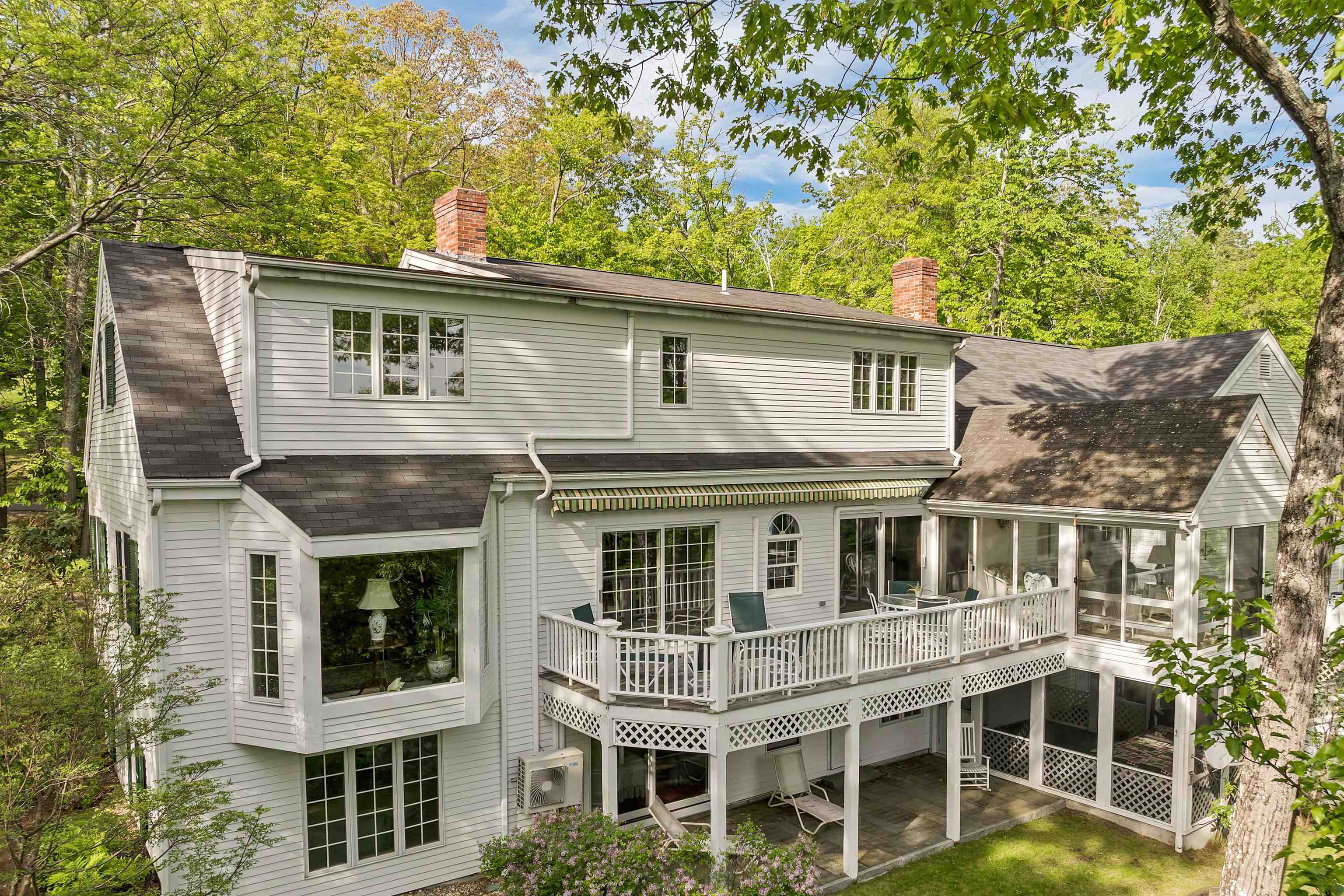 14 Spring Hill Road
