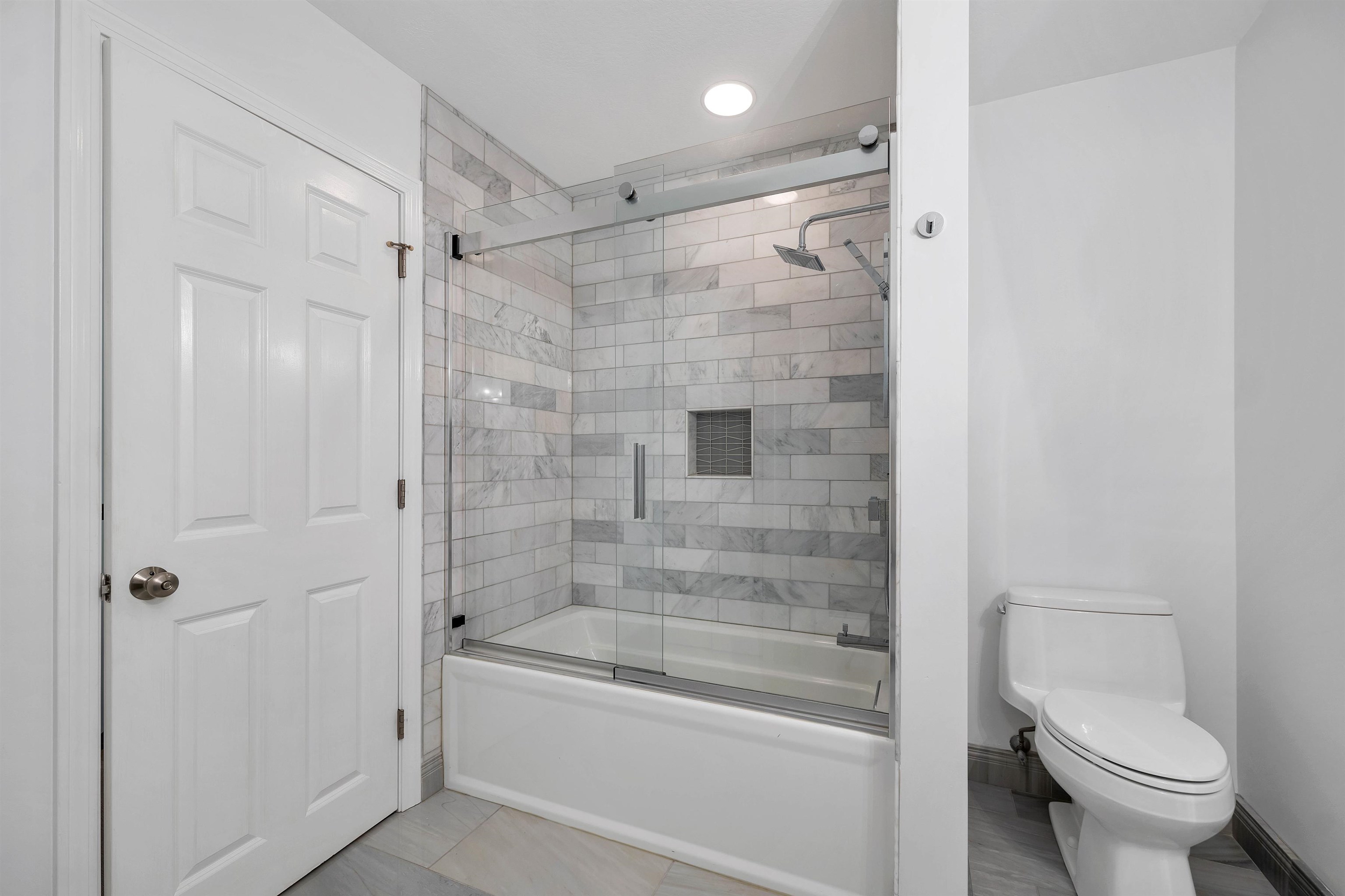 292 Forest Road