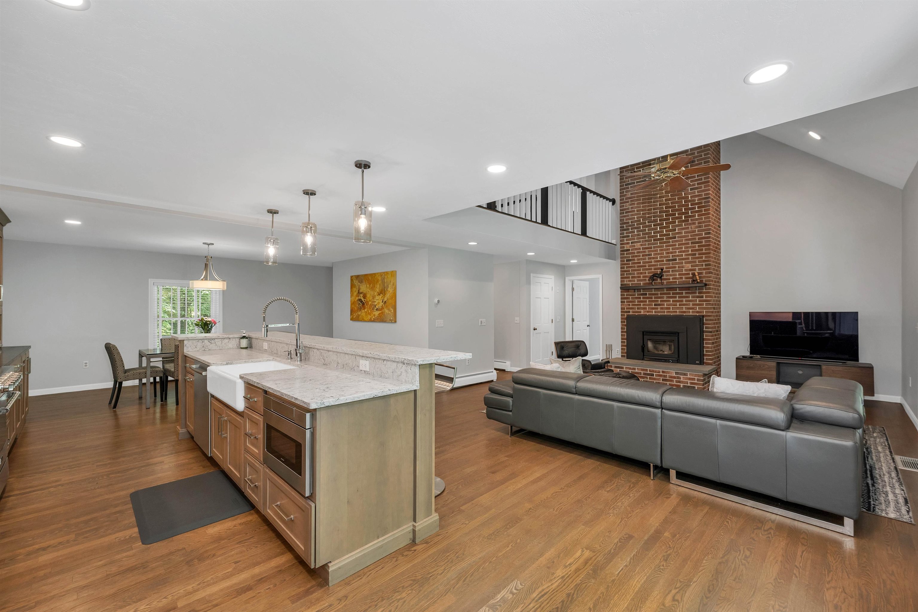 292 Forest Road