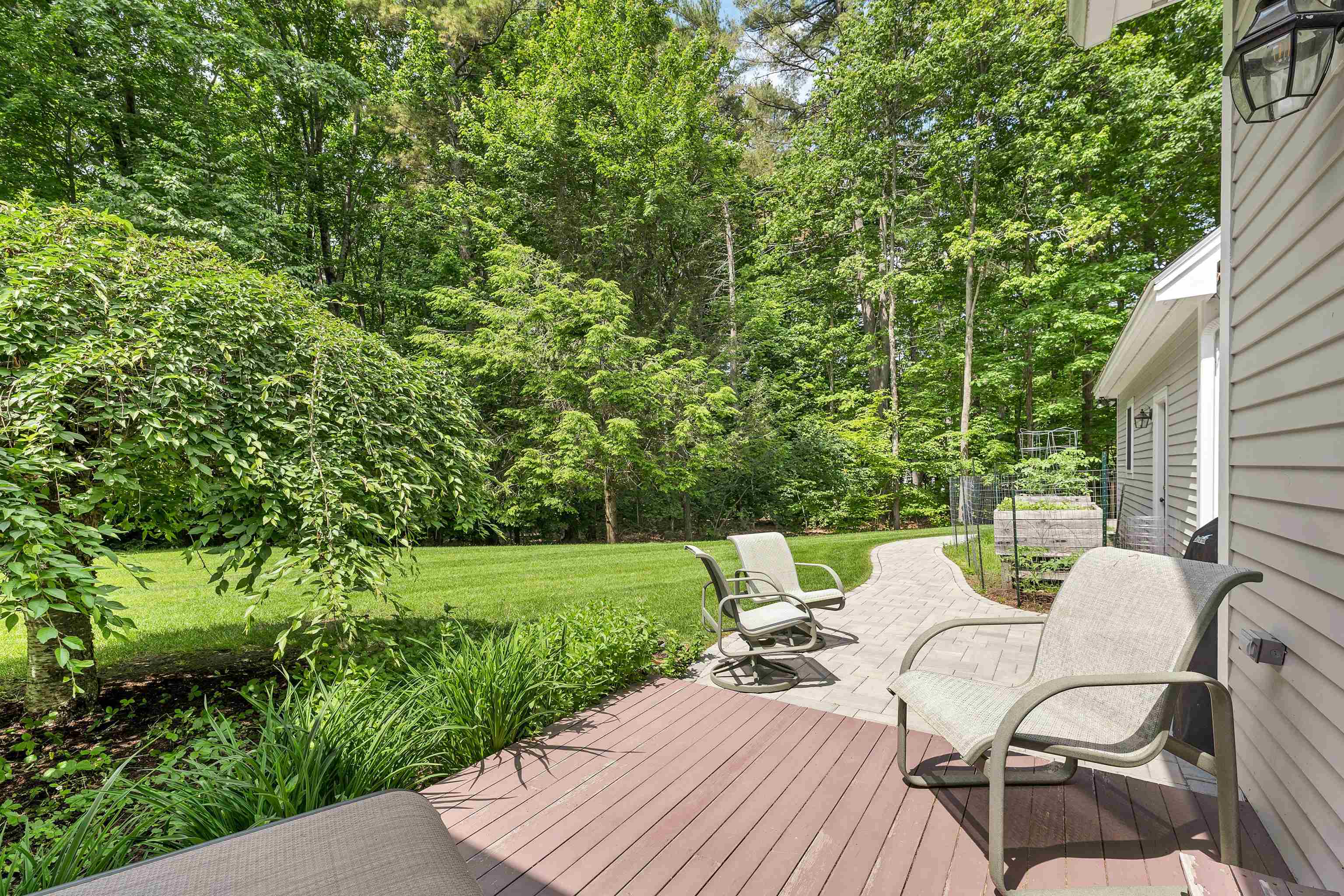 292 Forest Road