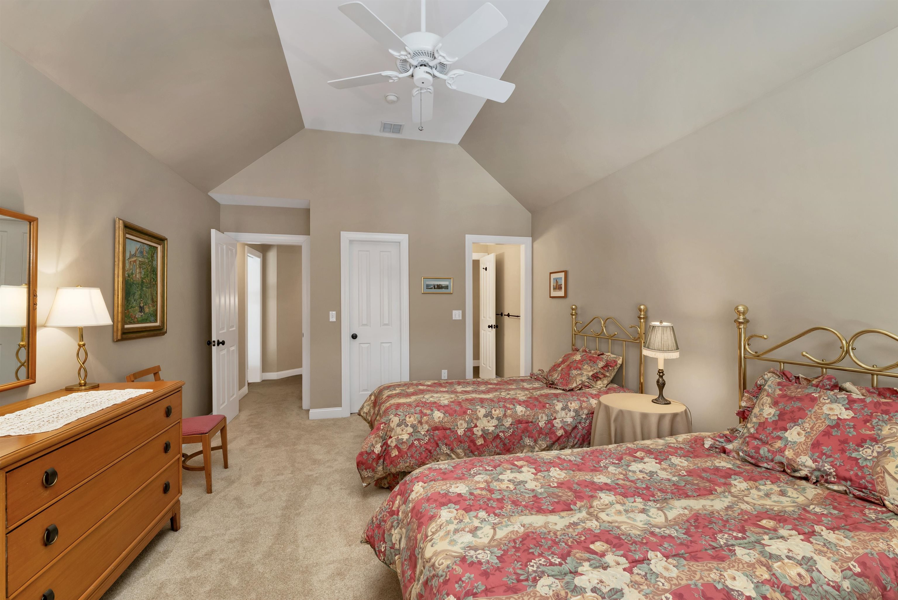 27 Abenaukee Drive