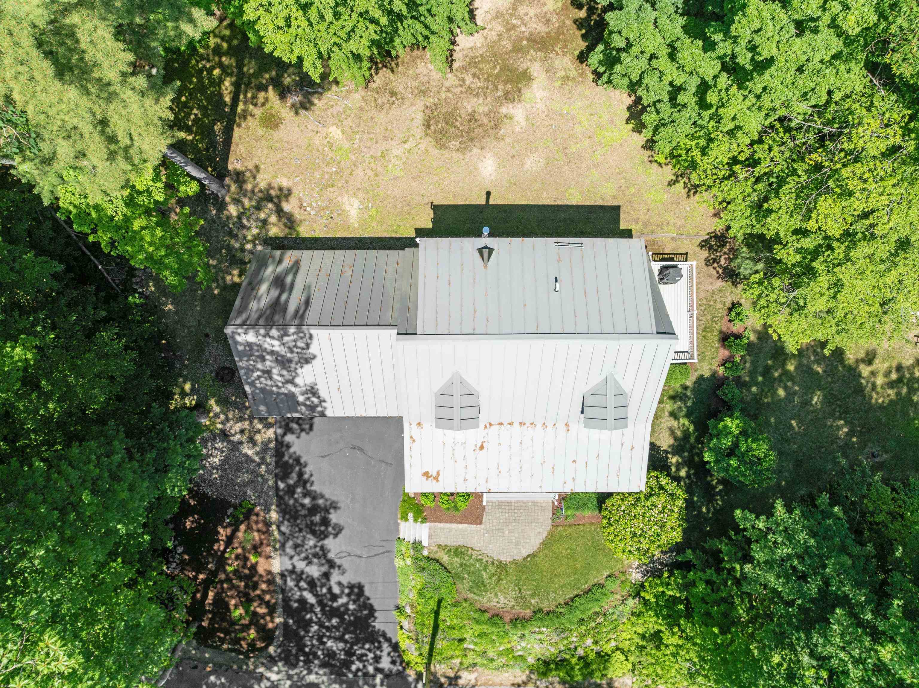 5 Lloyd Road