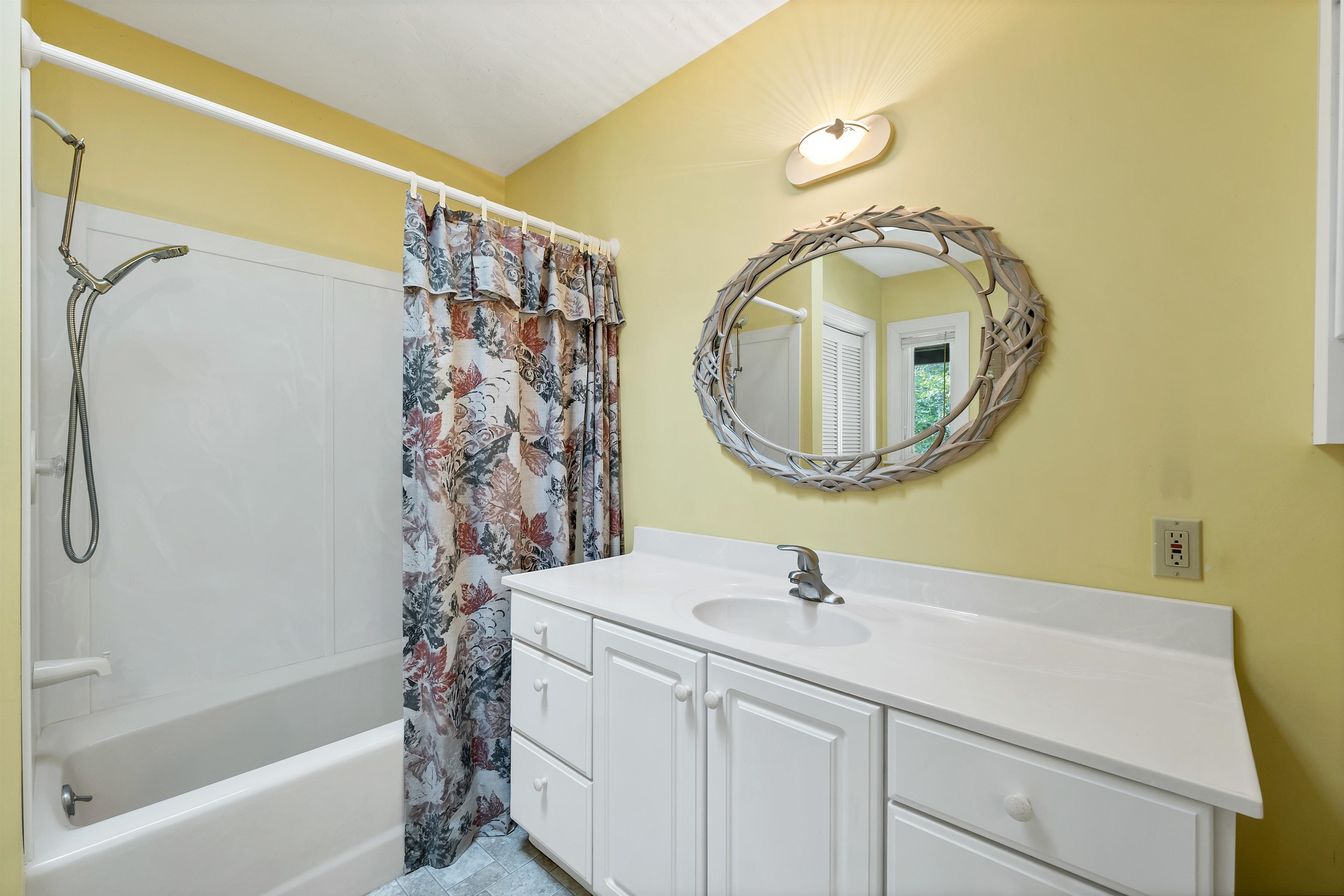 18 Hidden Valley Drive