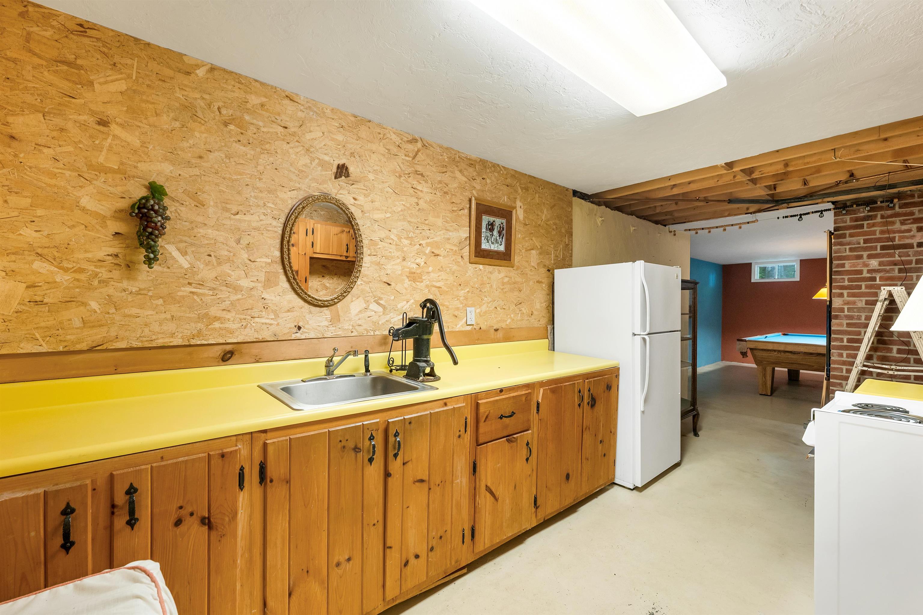 18 Hidden Valley Drive