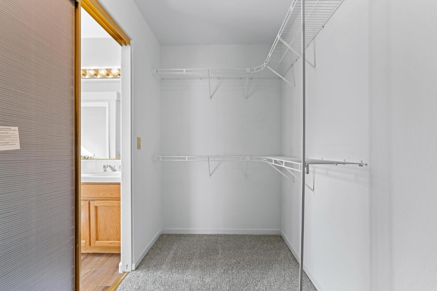 716 Hemmingway Court