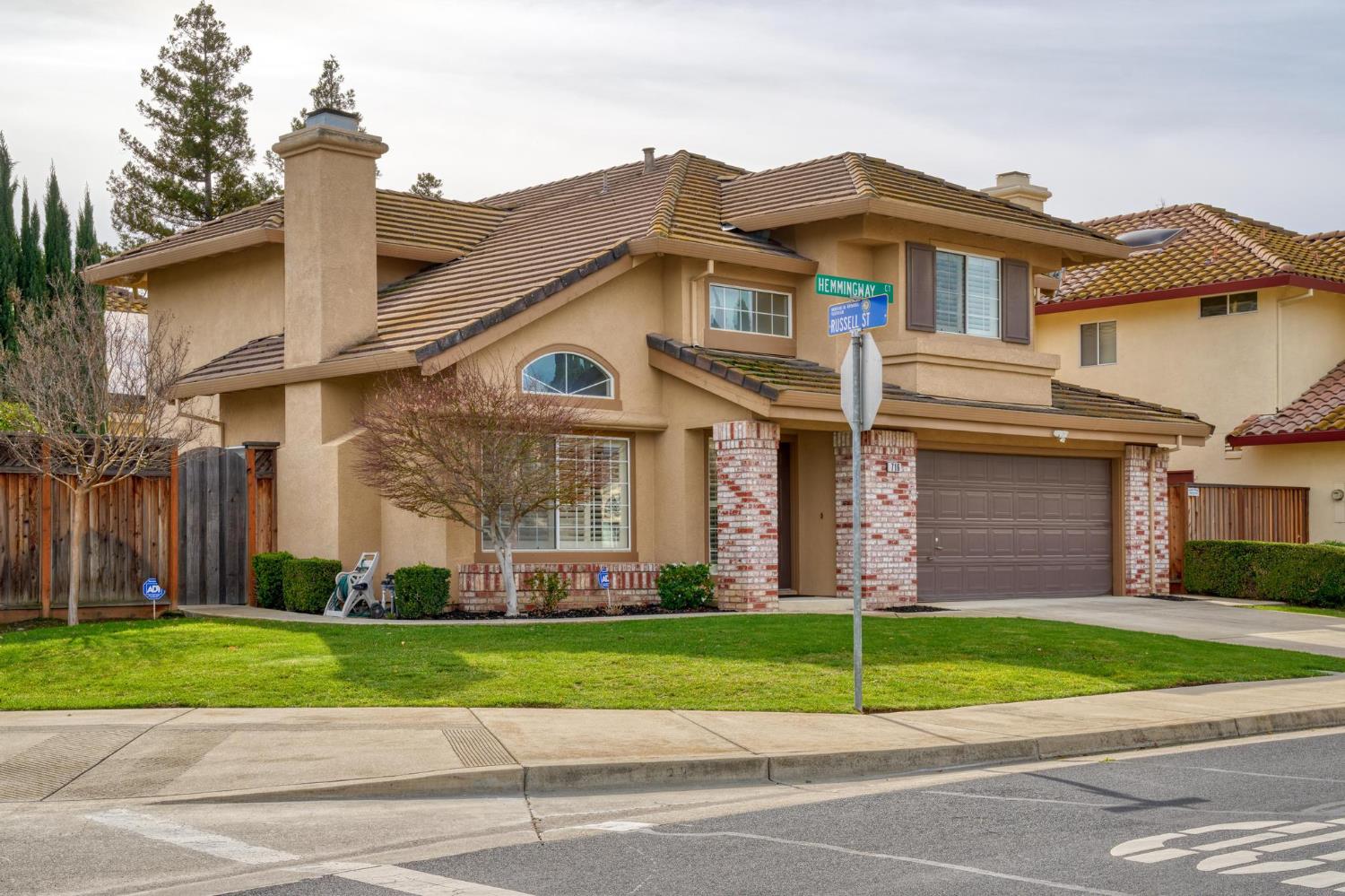 716 Hemmingway Court